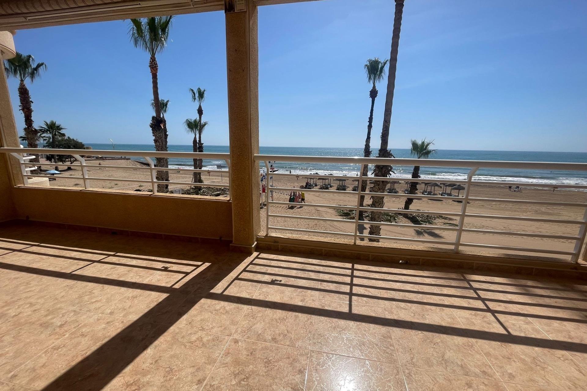Segunda mano - Apartamento -
Torrevieja - La Mata