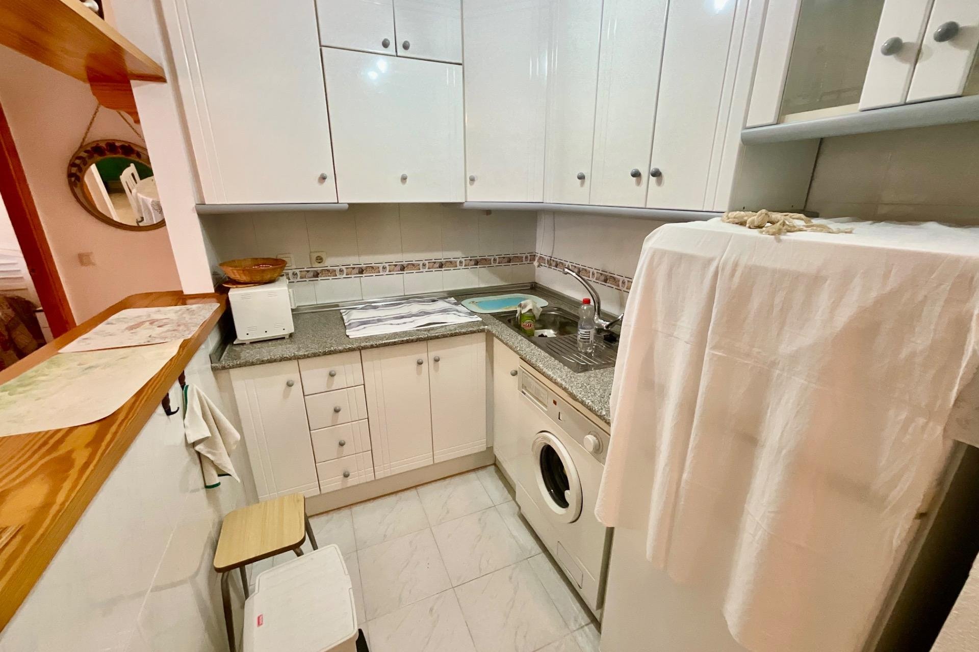 Segunda mano - Apartamento -
Torrevieja - La Mata