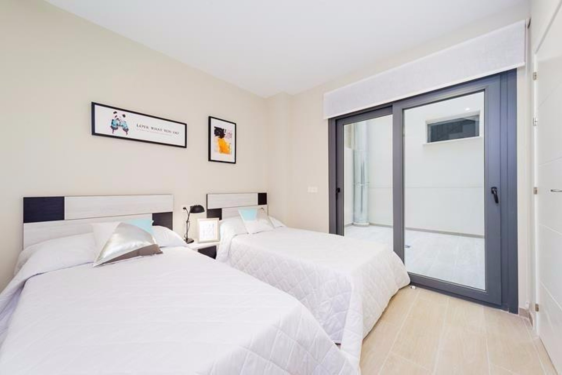 Segunda mano - Apartamento -
Torrevieja - La Mata