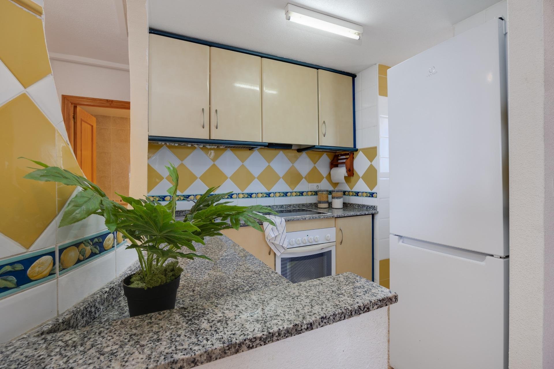 Segunda mano - Apartamento -
Torrevieja - La Veleta