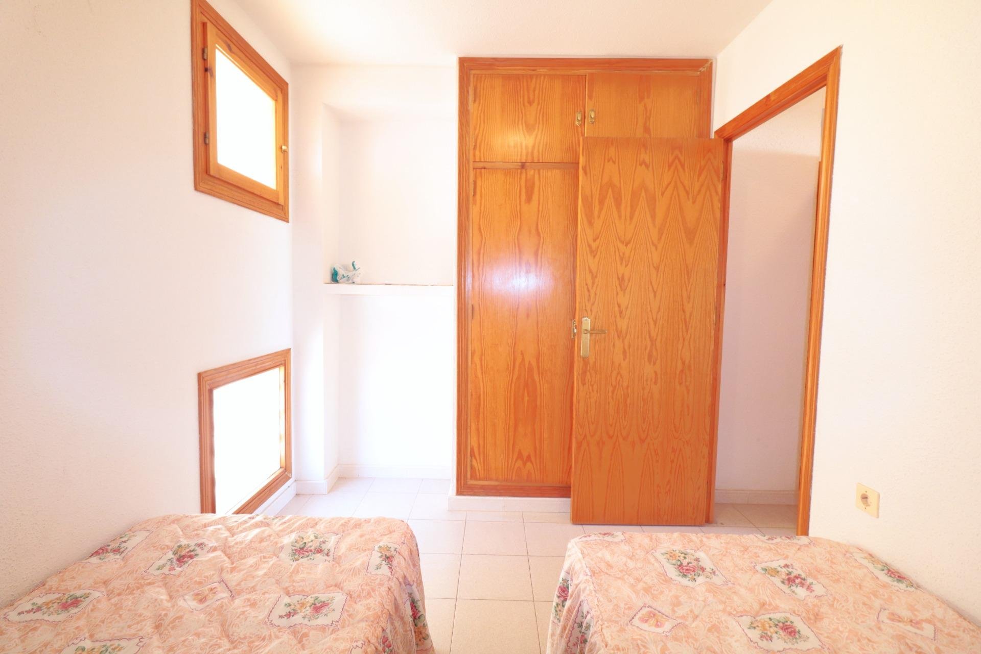 Segunda mano - Apartamento -
Torrevieja - La Veleta