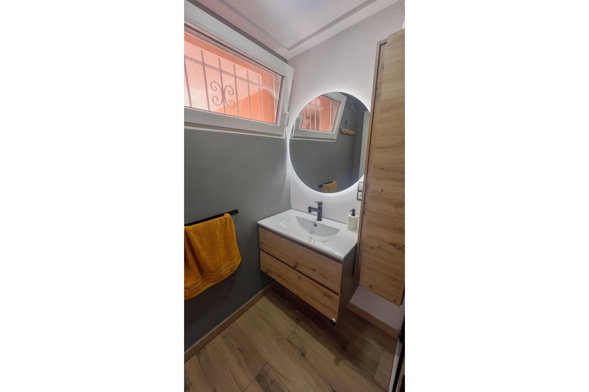 Segunda mano - Apartamento -
Torrevieja - La Veleta