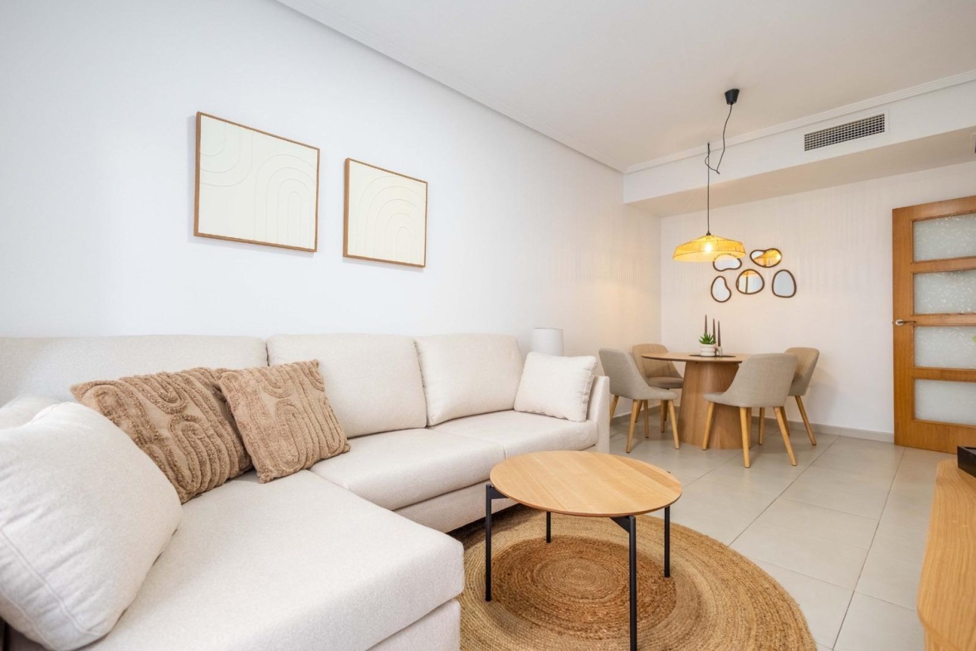 Segunda mano - Apartamento -
Torrevieja - Las Calas