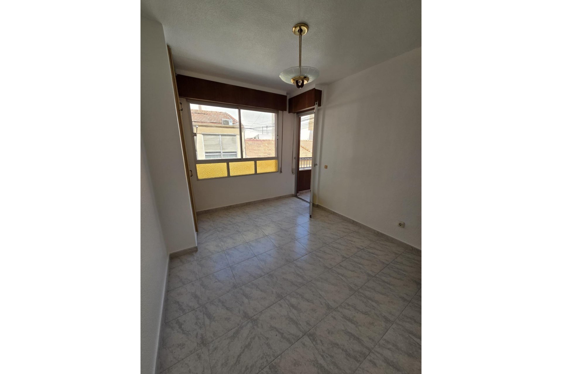 Segunda mano - Apartamento -
Torrevieja - Las Piscinas Naturales