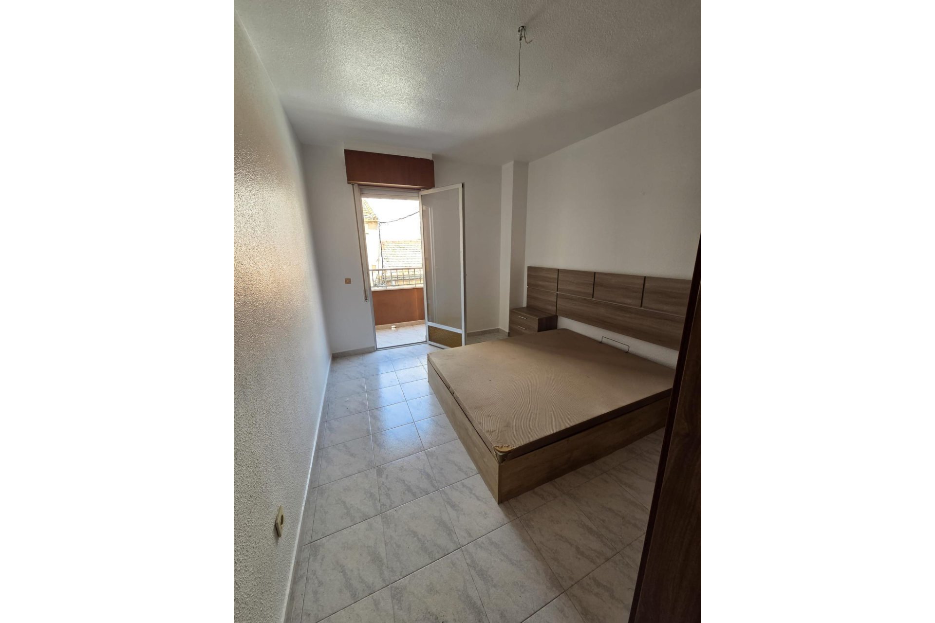 Segunda mano - Apartamento -
Torrevieja - Las Piscinas Naturales