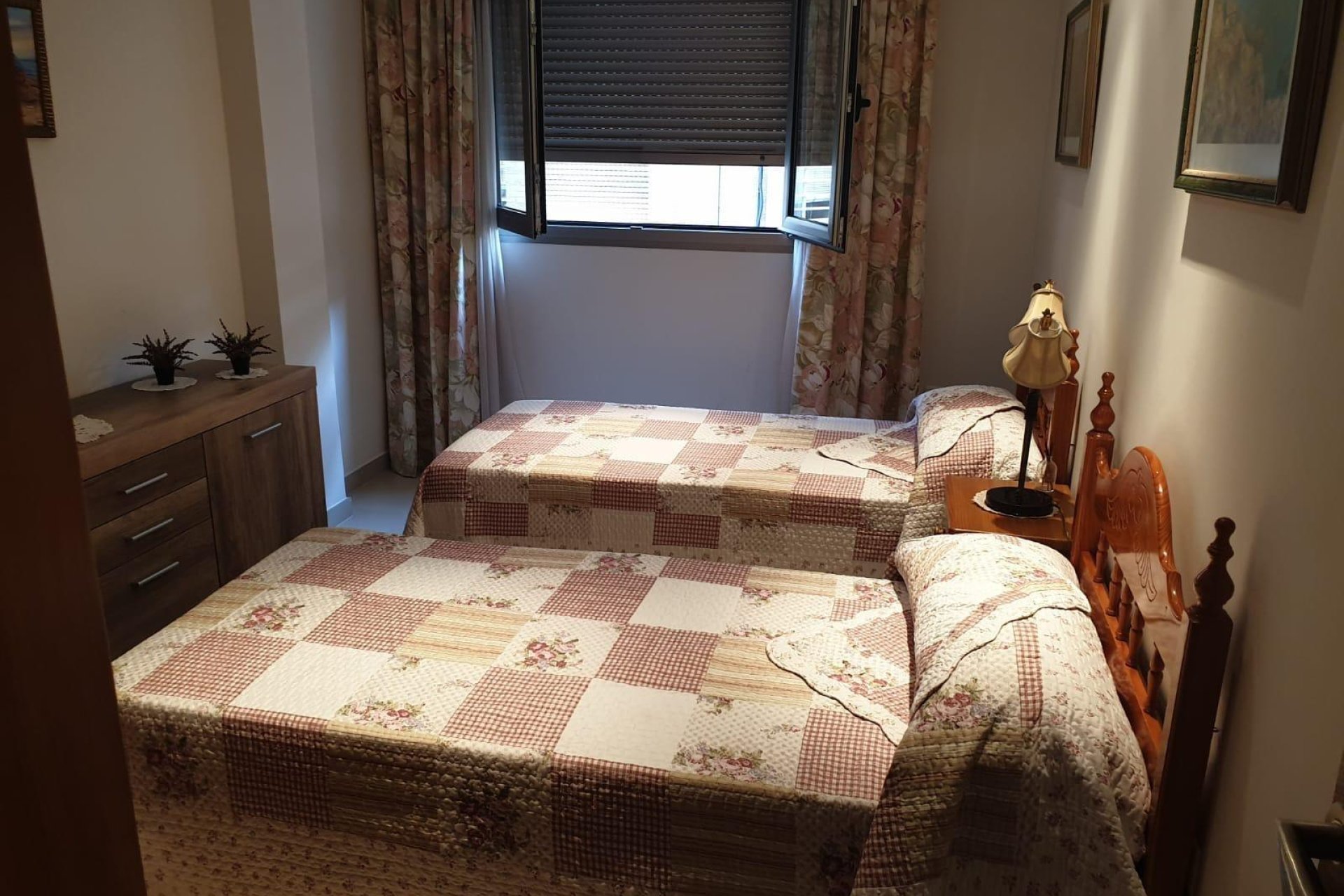 Segunda mano - Apartamento -
Torrevieja - Las Piscinas Naturales