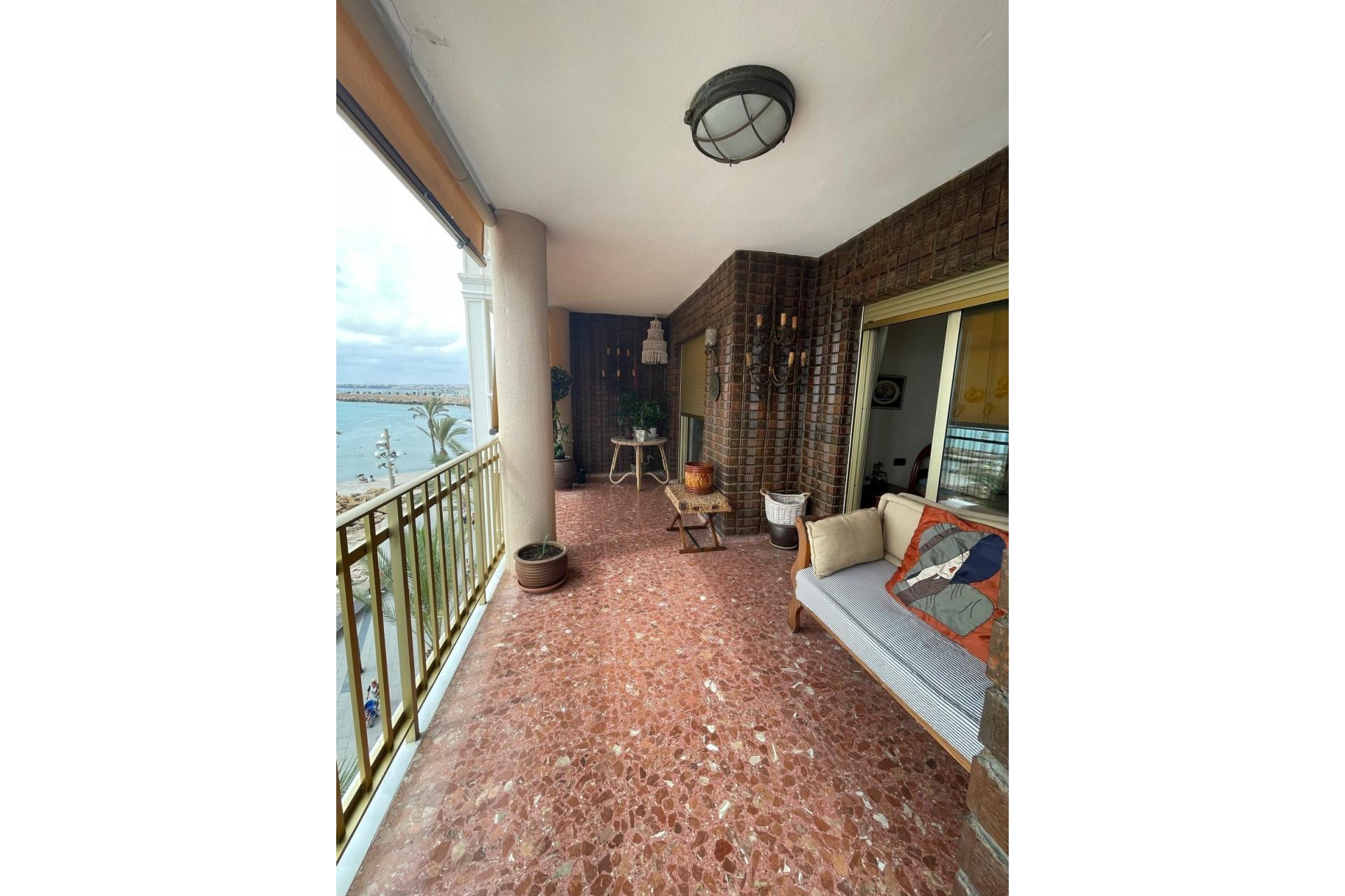 Segunda mano - Apartamento -
Torrevieja - Las Piscinas Naturales