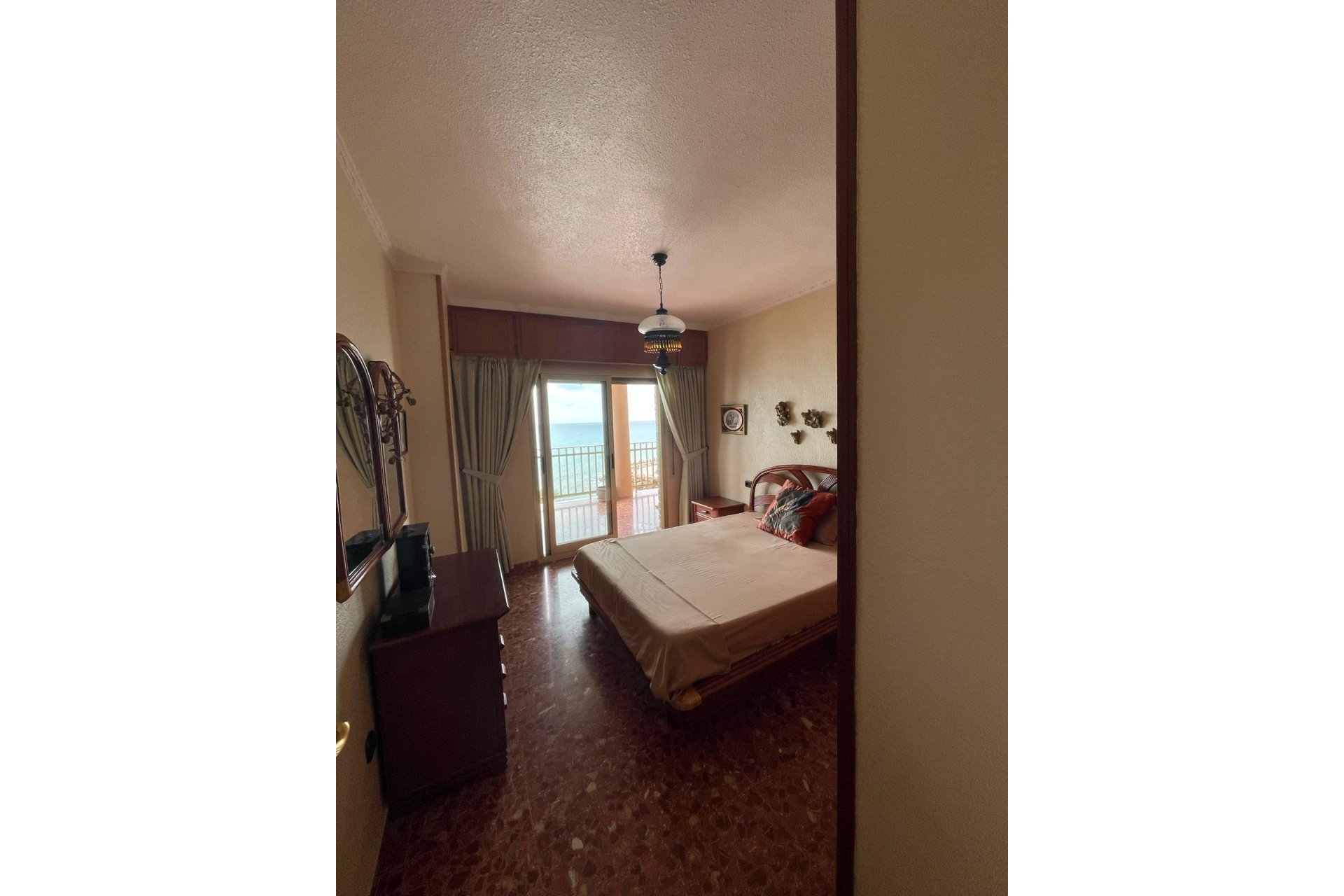 Segunda mano - Apartamento -
Torrevieja - Las Piscinas Naturales