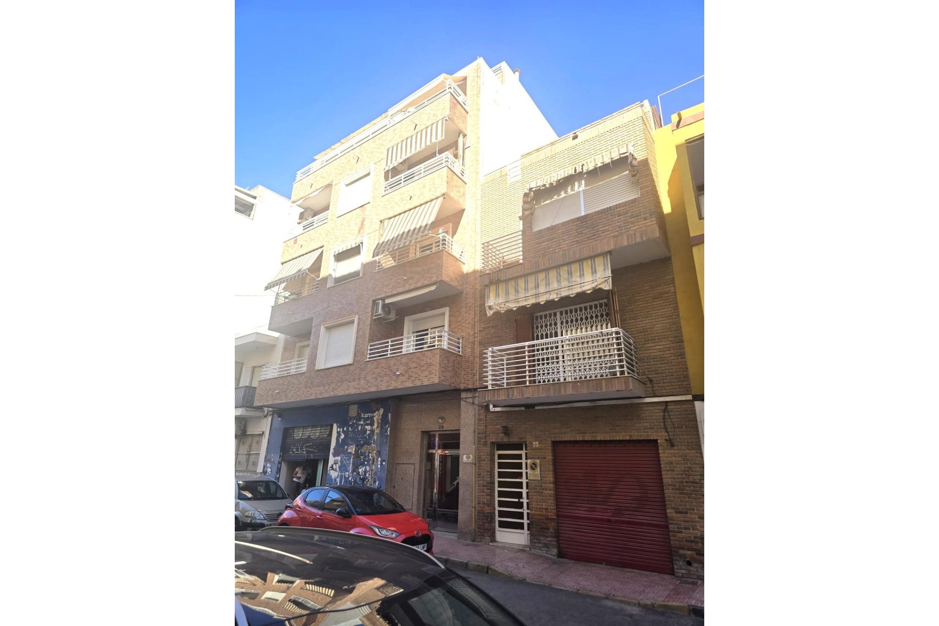 Segunda mano - Apartamento -
Torrevieja - Las Piscinas Naturales