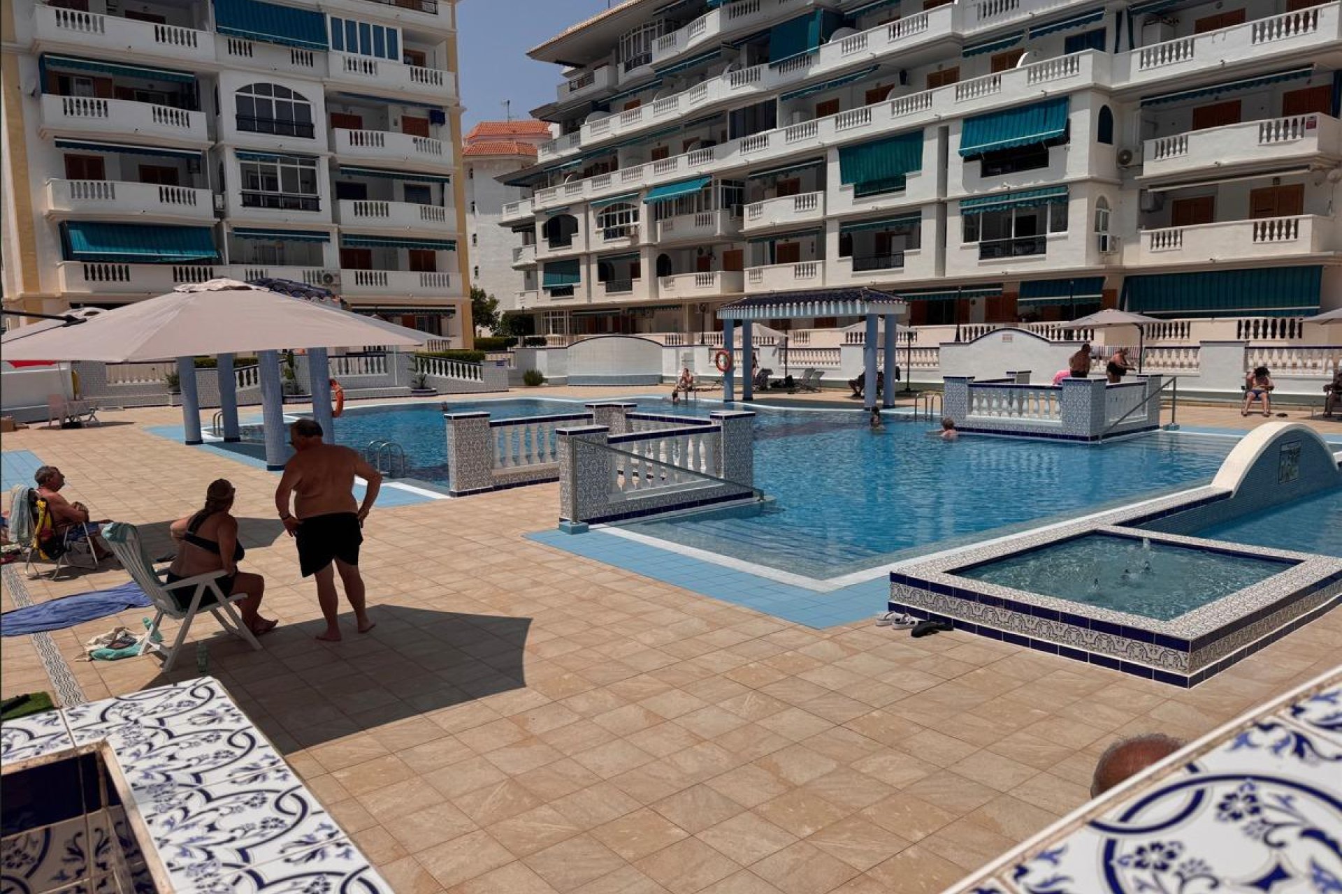 Segunda mano - Apartamento -
Torrevieja - Los Europeos