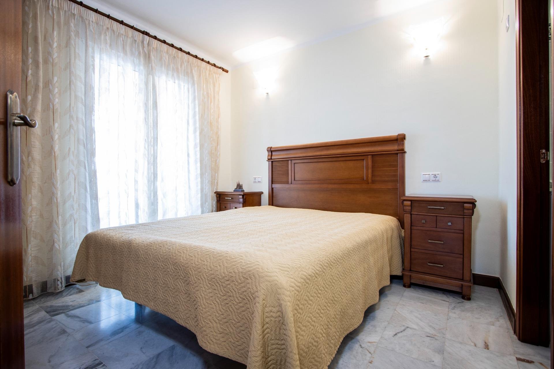 Segunda mano - Apartamento -
Torrevieja - Los Frutales