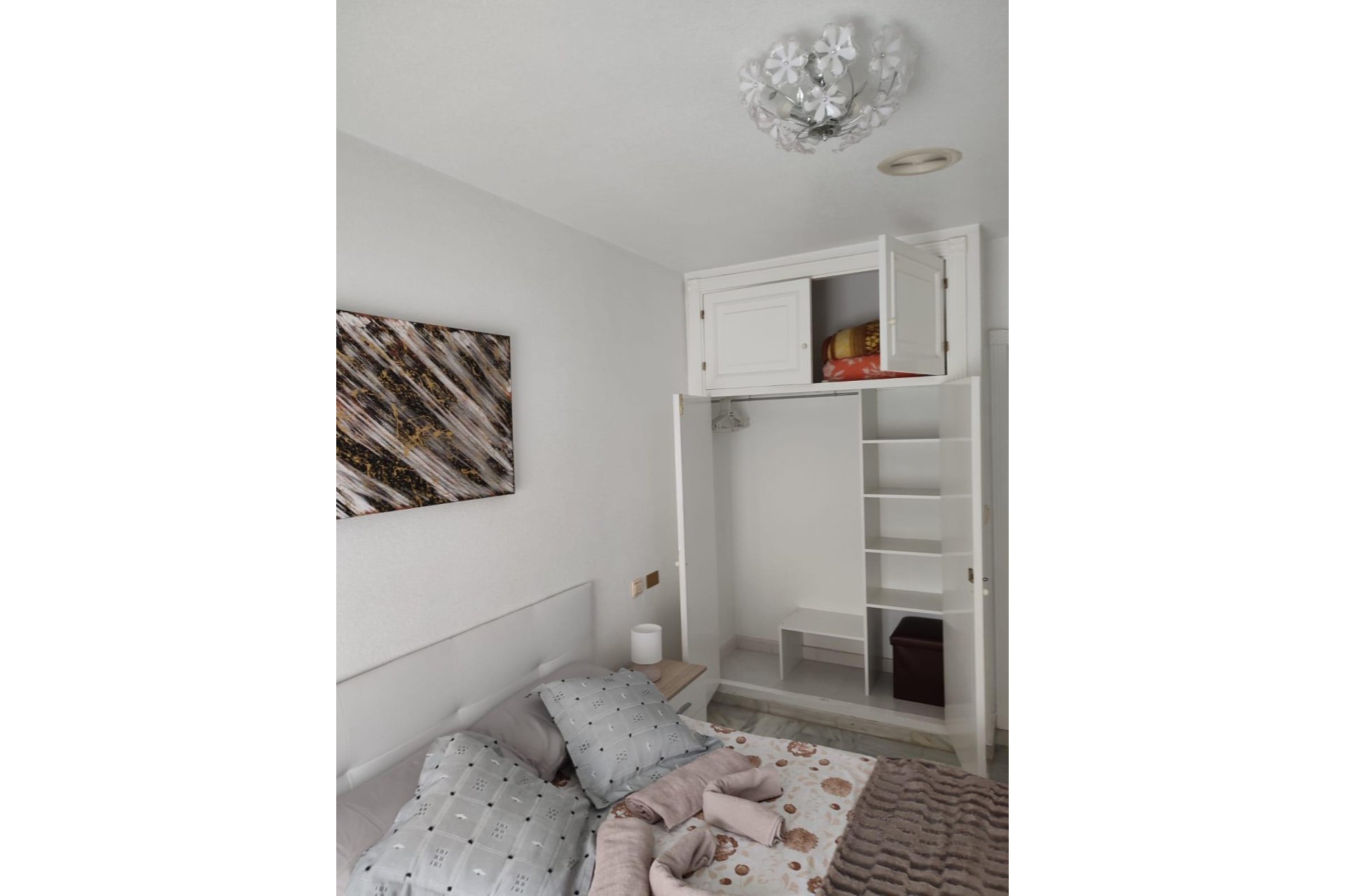 Segunda mano - Apartamento -
Torrevieja - Los Frutales