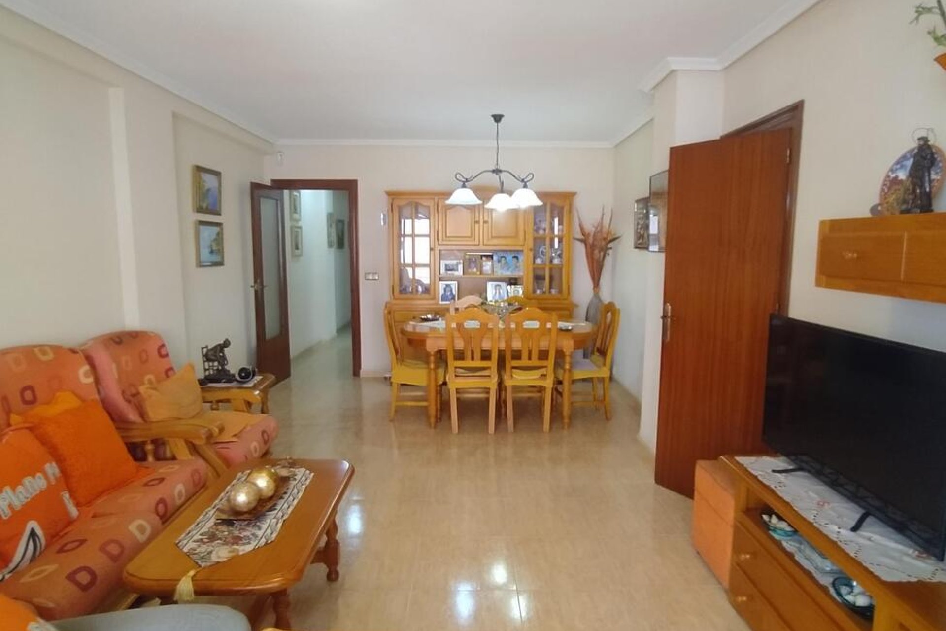 Segunda mano - Apartamento -
Torrevieja - Los Locos