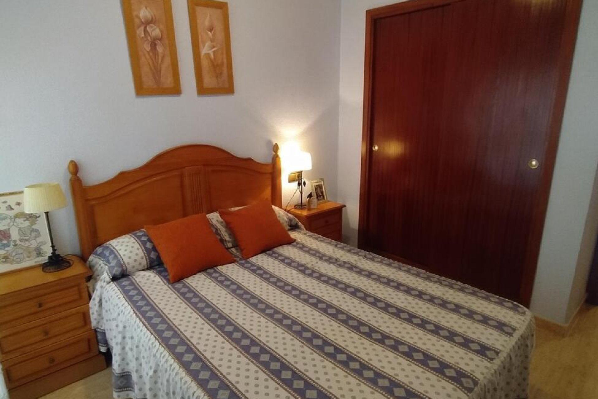 Segunda mano - Apartamento -
Torrevieja - Los Locos
