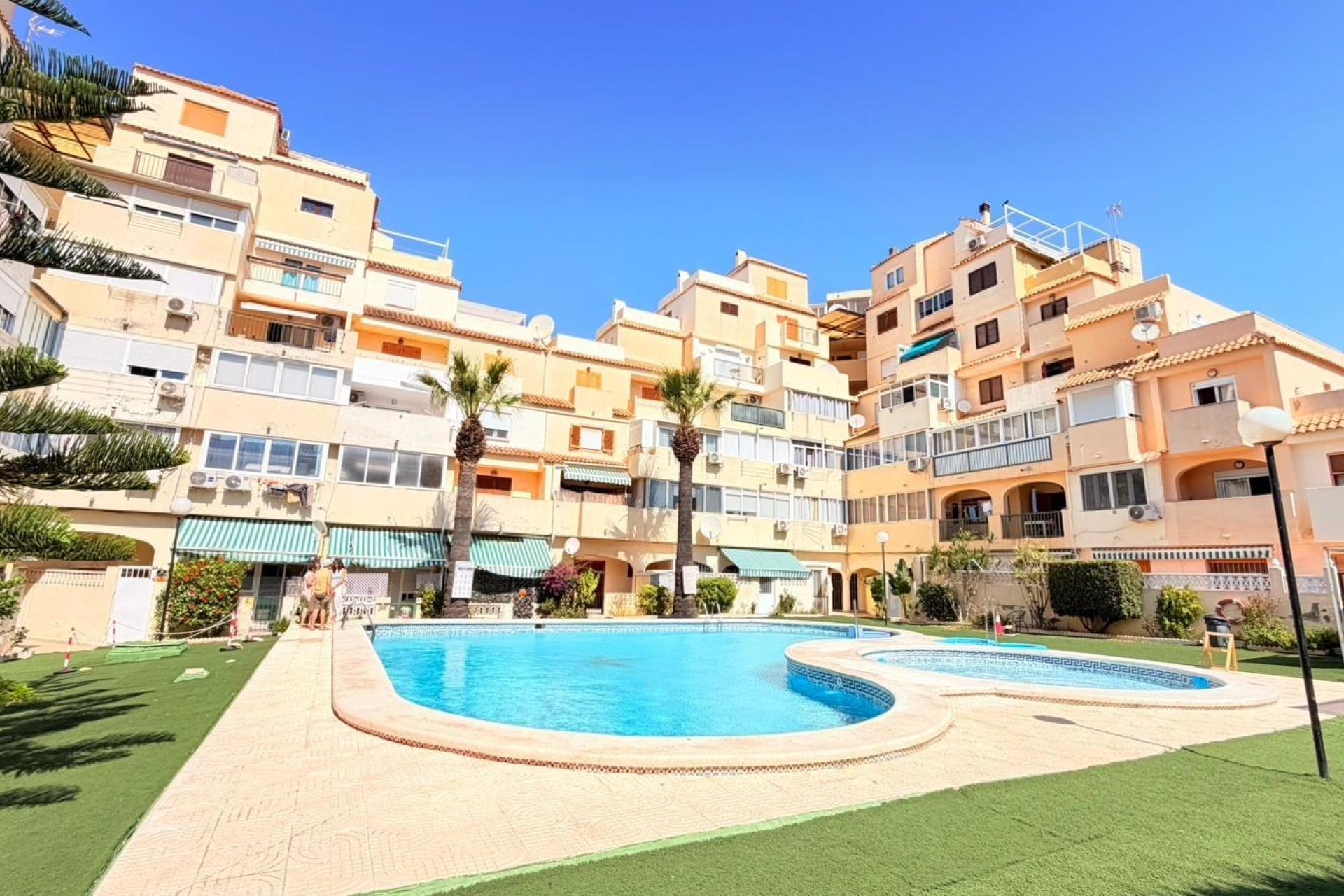 Segunda mano - Apartamento -
Torrevieja - Nueva Torrevieja