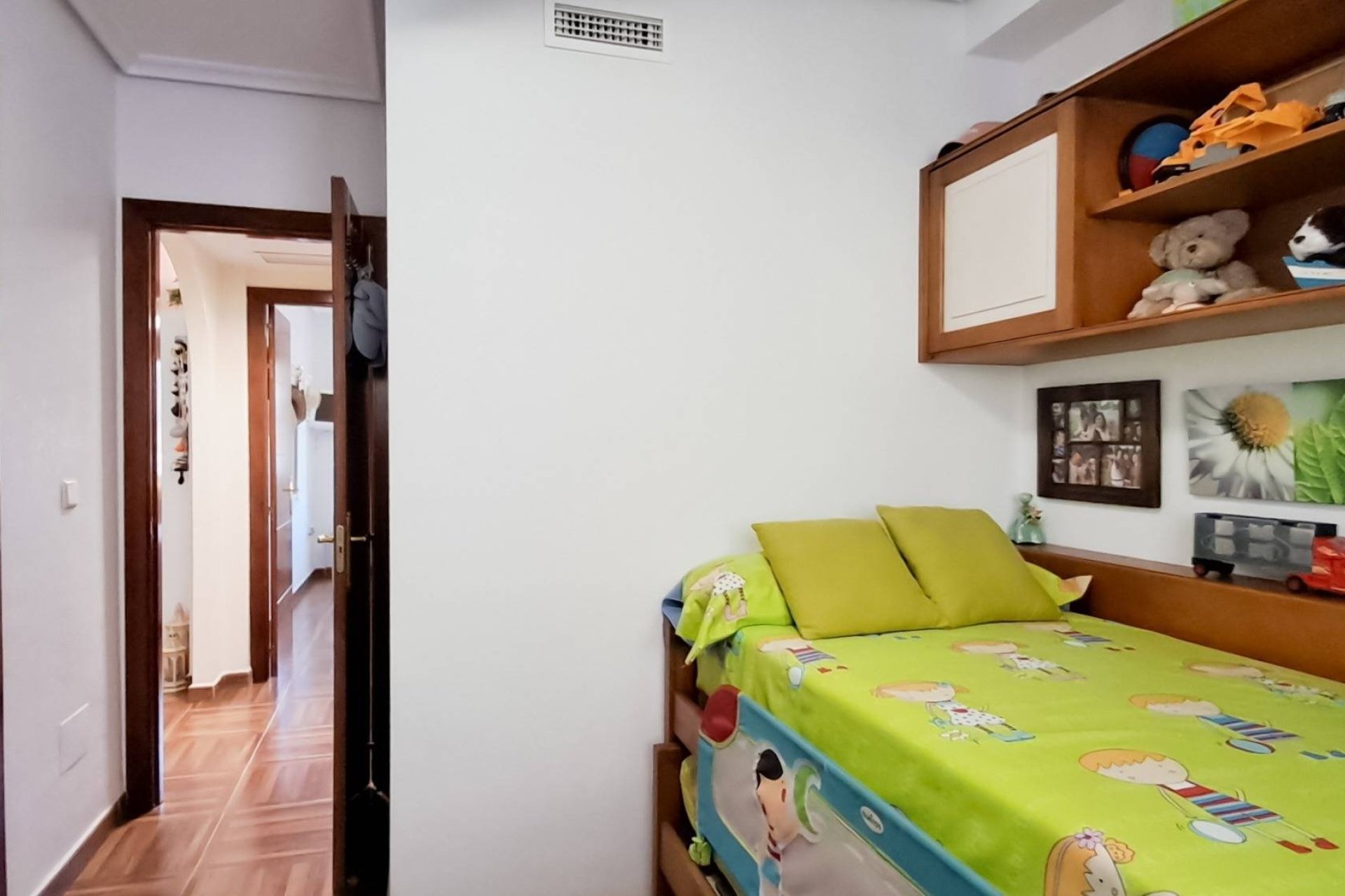 Segunda mano - Apartamento -
Torrevieja - Parque Acuático - Sector 25