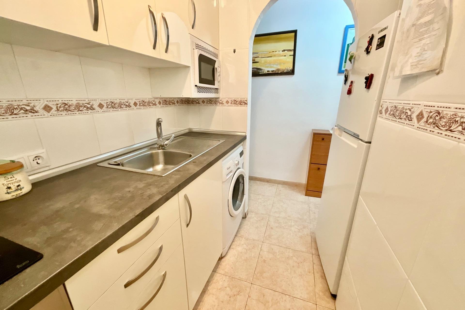 Segunda mano - Apartamento -
Torrevieja - PARQUE DE LAS NACIONES