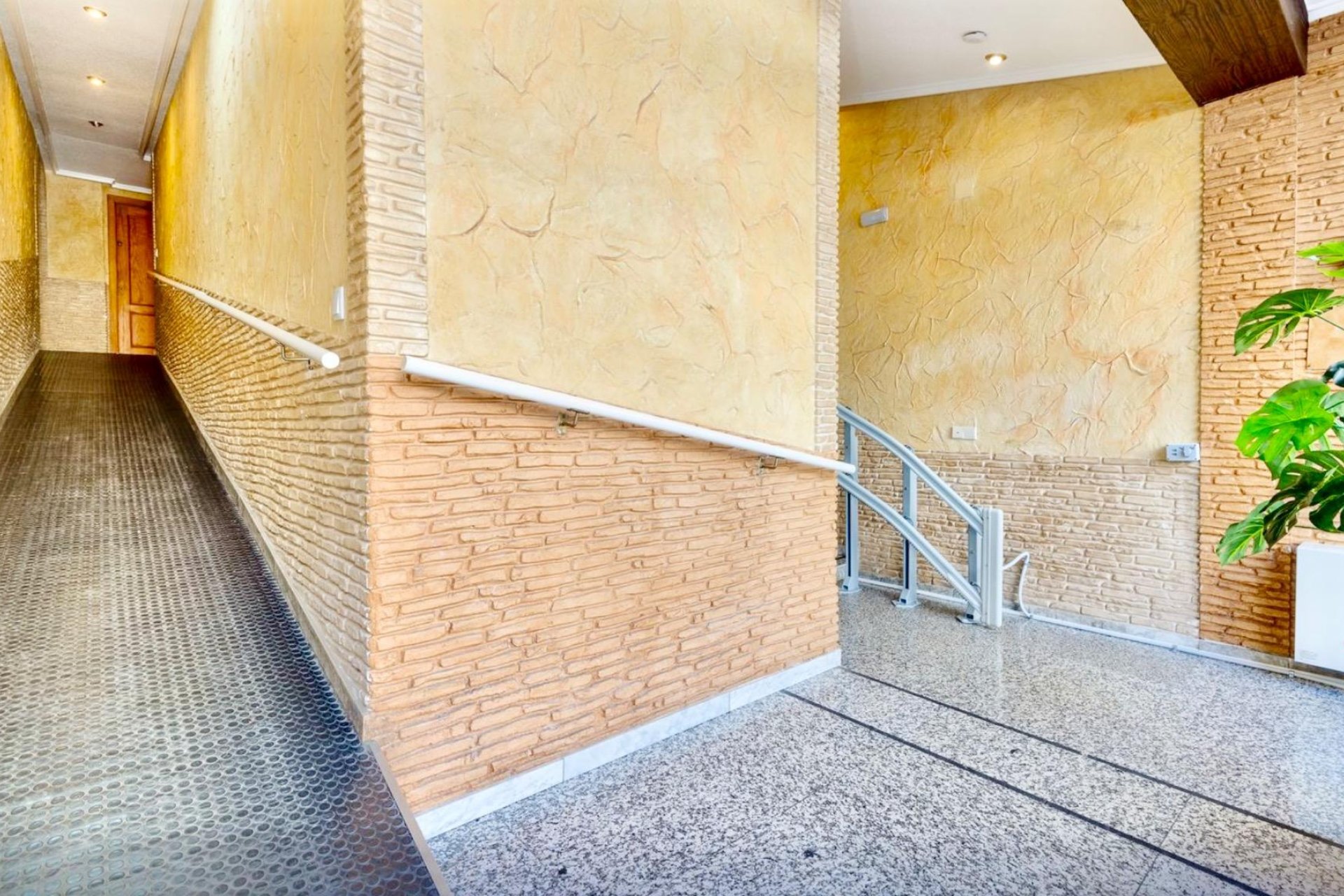 Segunda mano - Apartamento -
Torrevieja - PARQUE DE LAS NACIONES