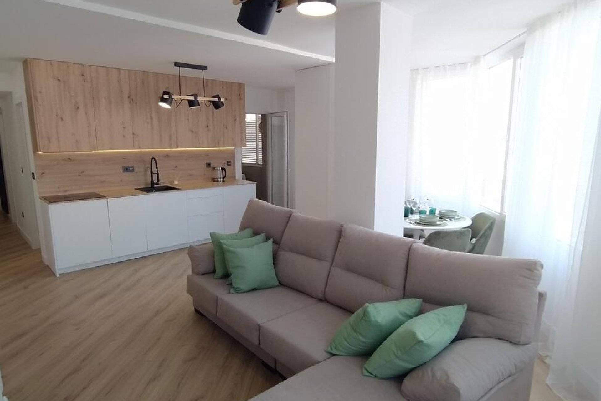 Segunda mano - Apartamento -
Torrevieja - PARQUE DE LAS NACIONES