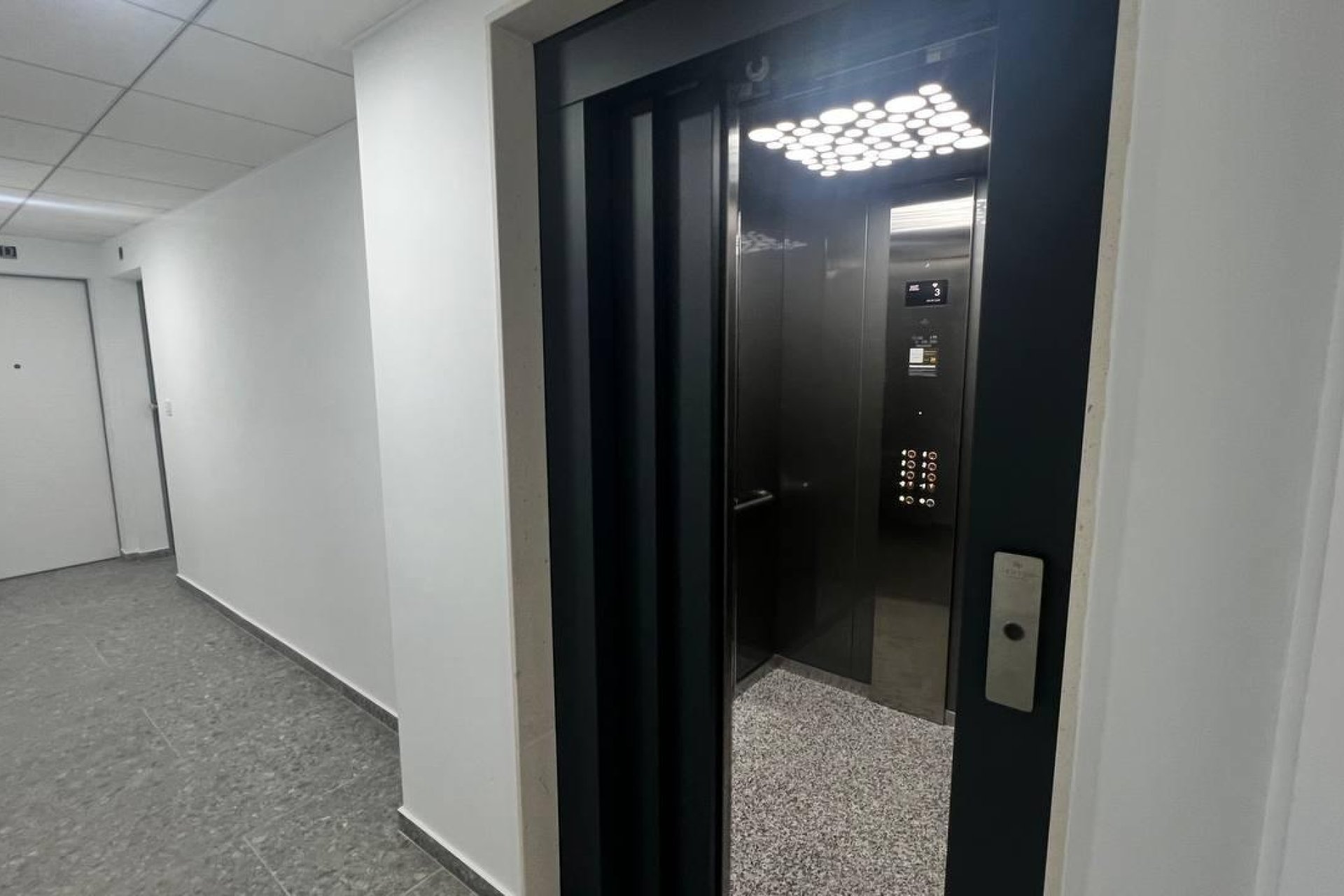 Segunda mano - Apartamento -
Torrevieja - PARQUE DE LAS NACIONES