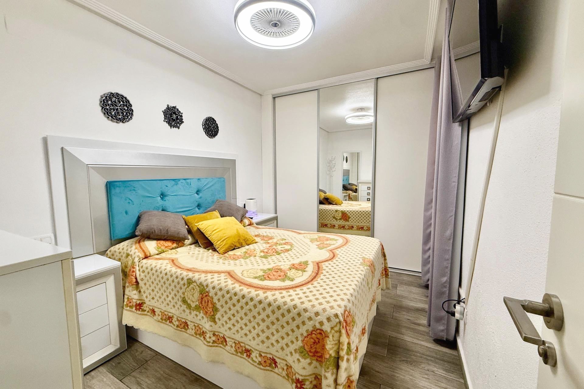 Segunda mano - Apartamento -
Torrevieja - PARQUE DE LAS NACIONES