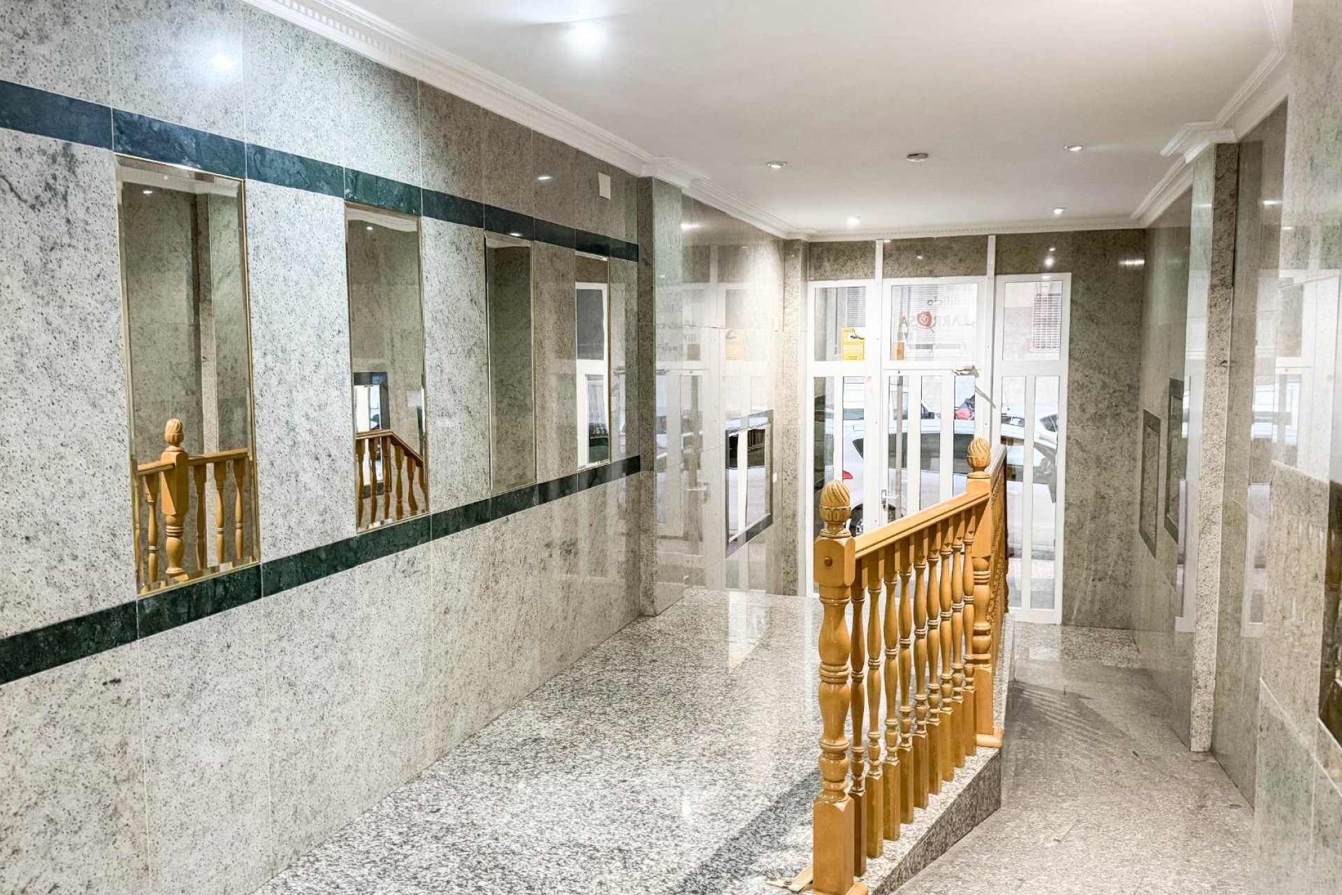 Segunda mano - Apartamento -
Torrevieja - PARQUE DE LAS NACIONES