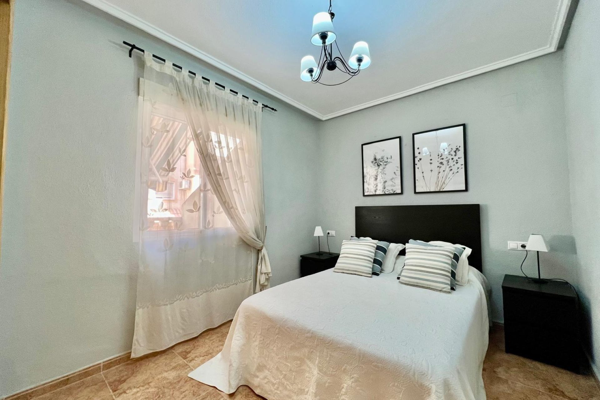 Segunda mano - Apartamento -
Torrevieja - PARQUE DE LAS NACIONES