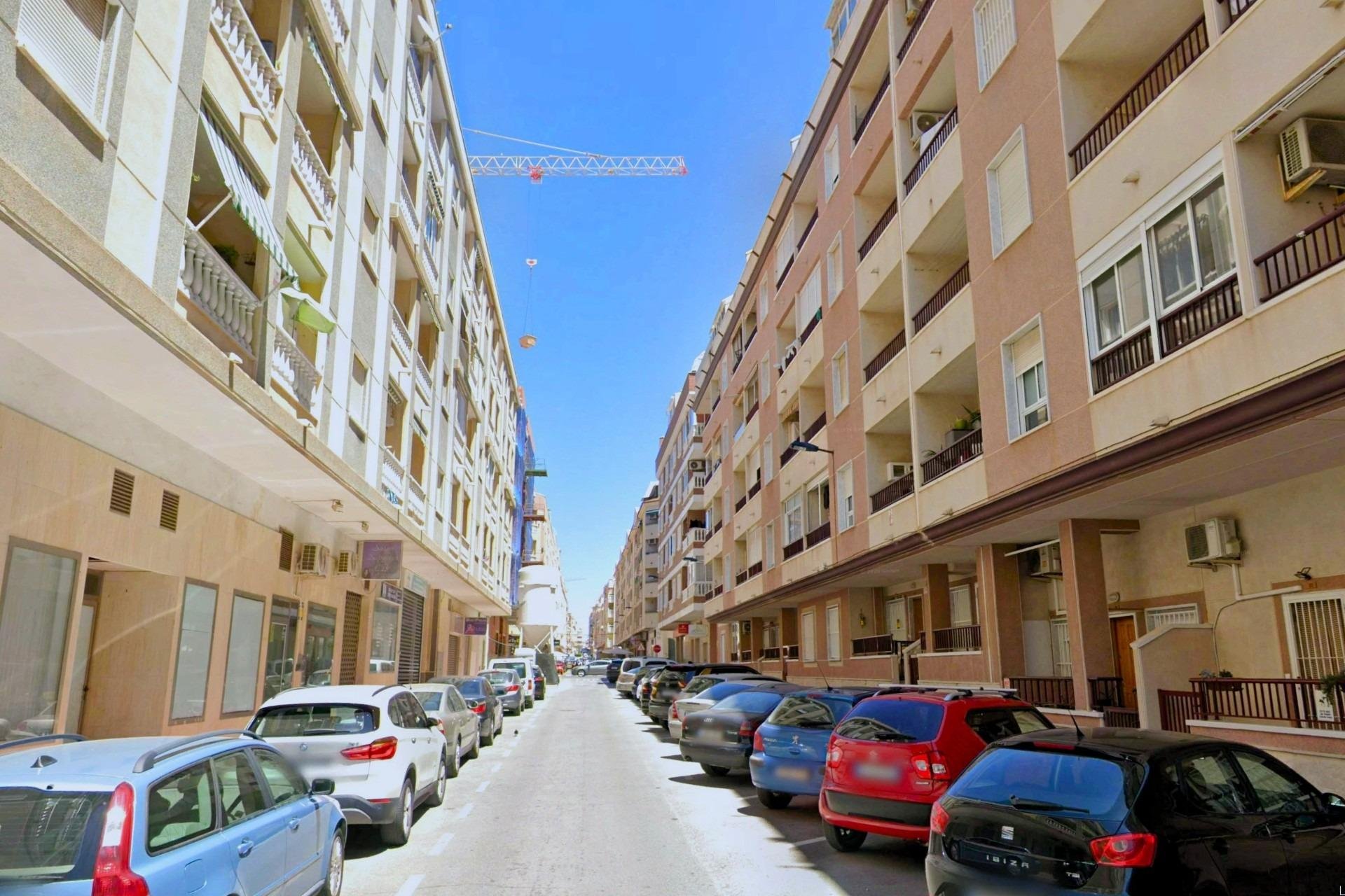 Segunda mano - Apartamento -
Torrevieja - PARQUE DE LAS NACIONES