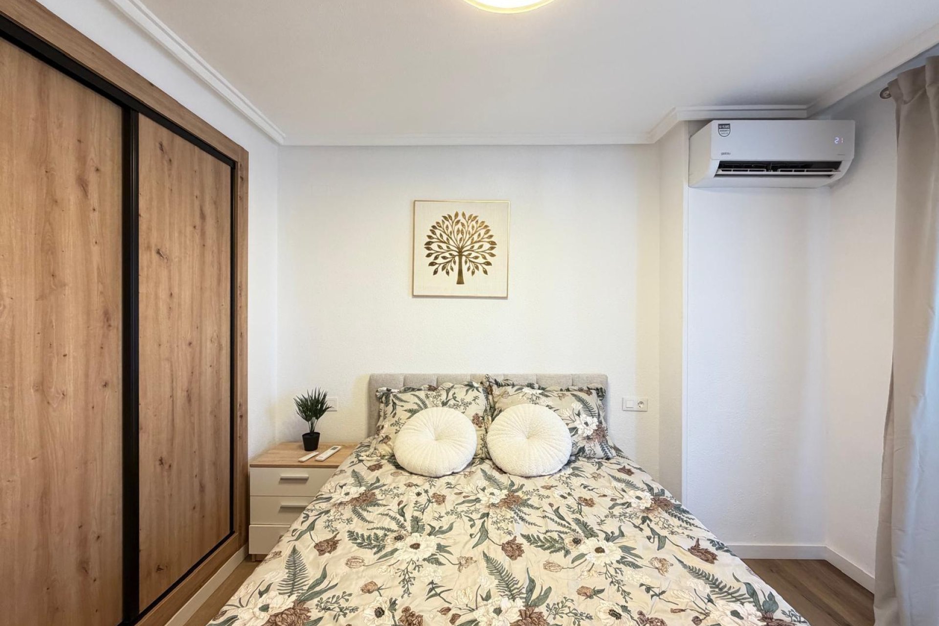 Segunda mano - Apartamento -
Torrevieja - PARQUE DE LAS NACIONES