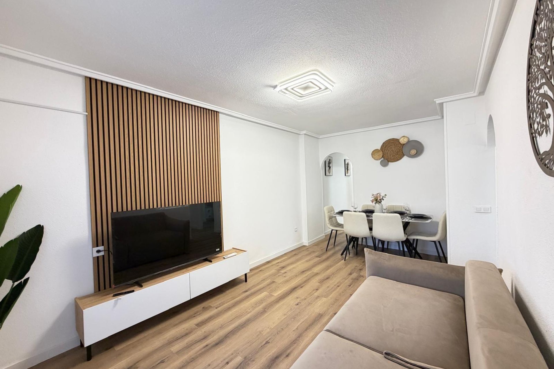 Segunda mano - Apartamento -
Torrevieja - PARQUE DE LAS NACIONES