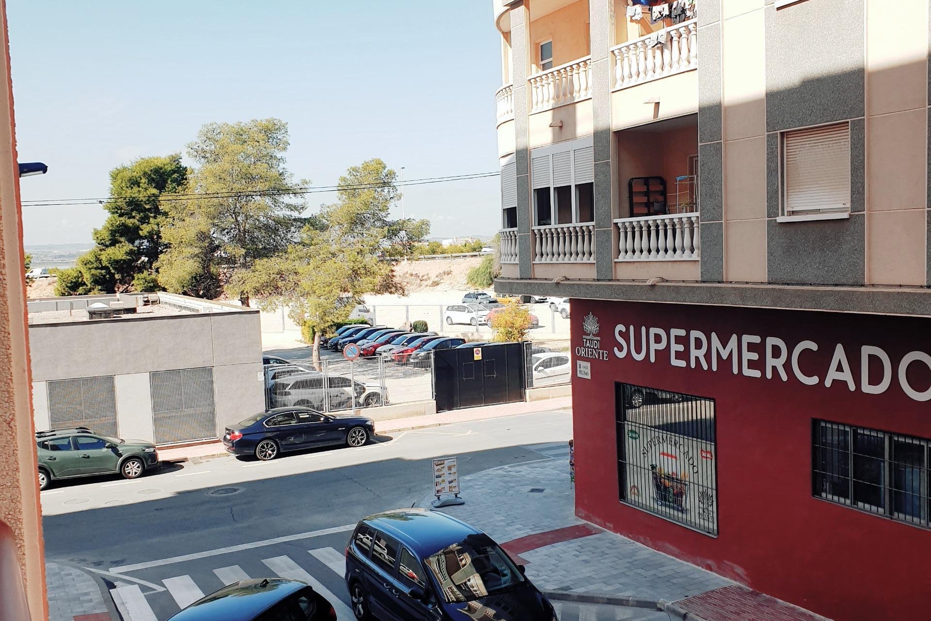 Segunda mano - Apartamento -
Torrevieja - PARQUE DE LAS NACIONES