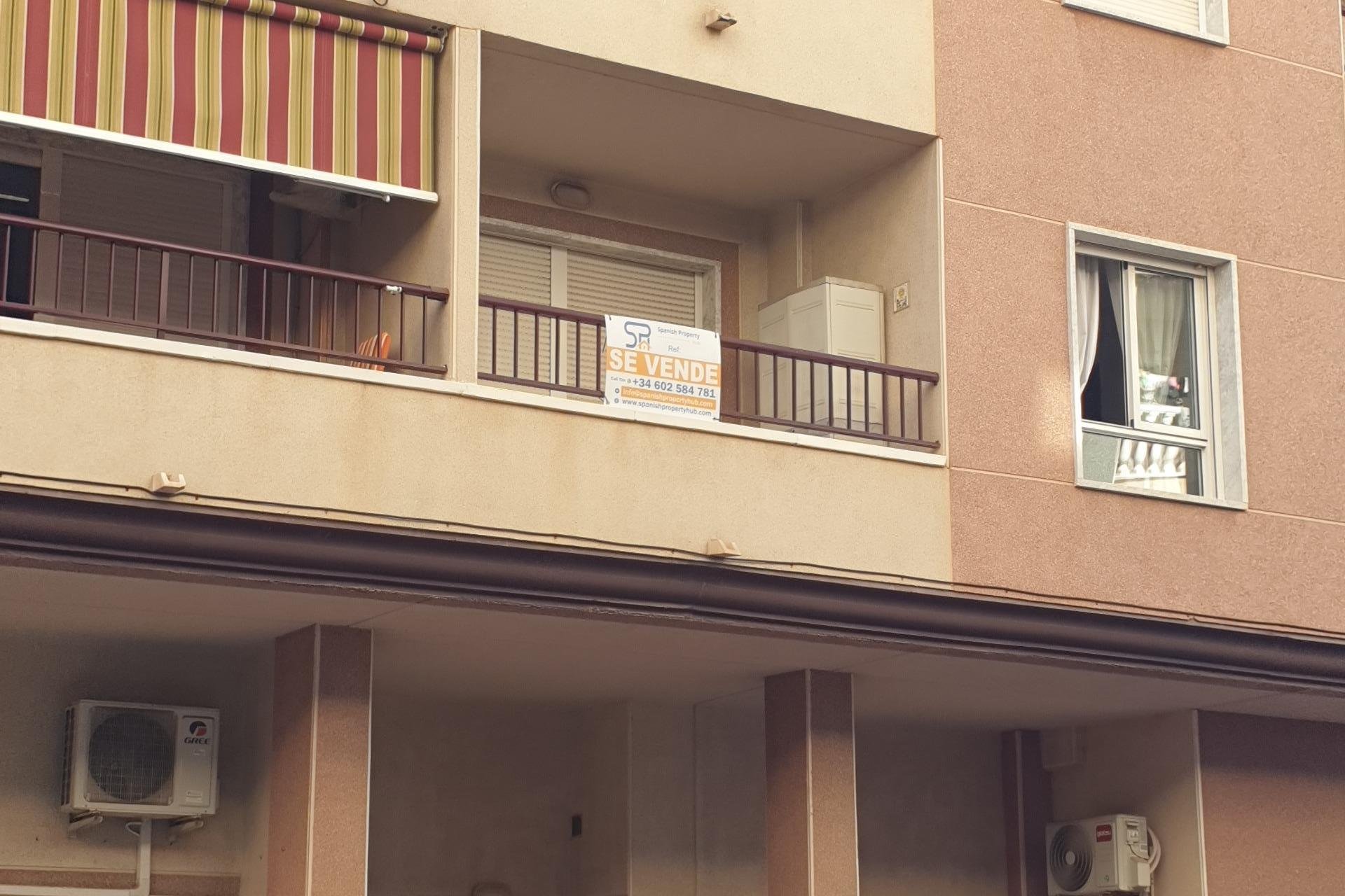 Segunda mano - Apartamento -
Torrevieja - PARQUE DE LAS NACIONES
