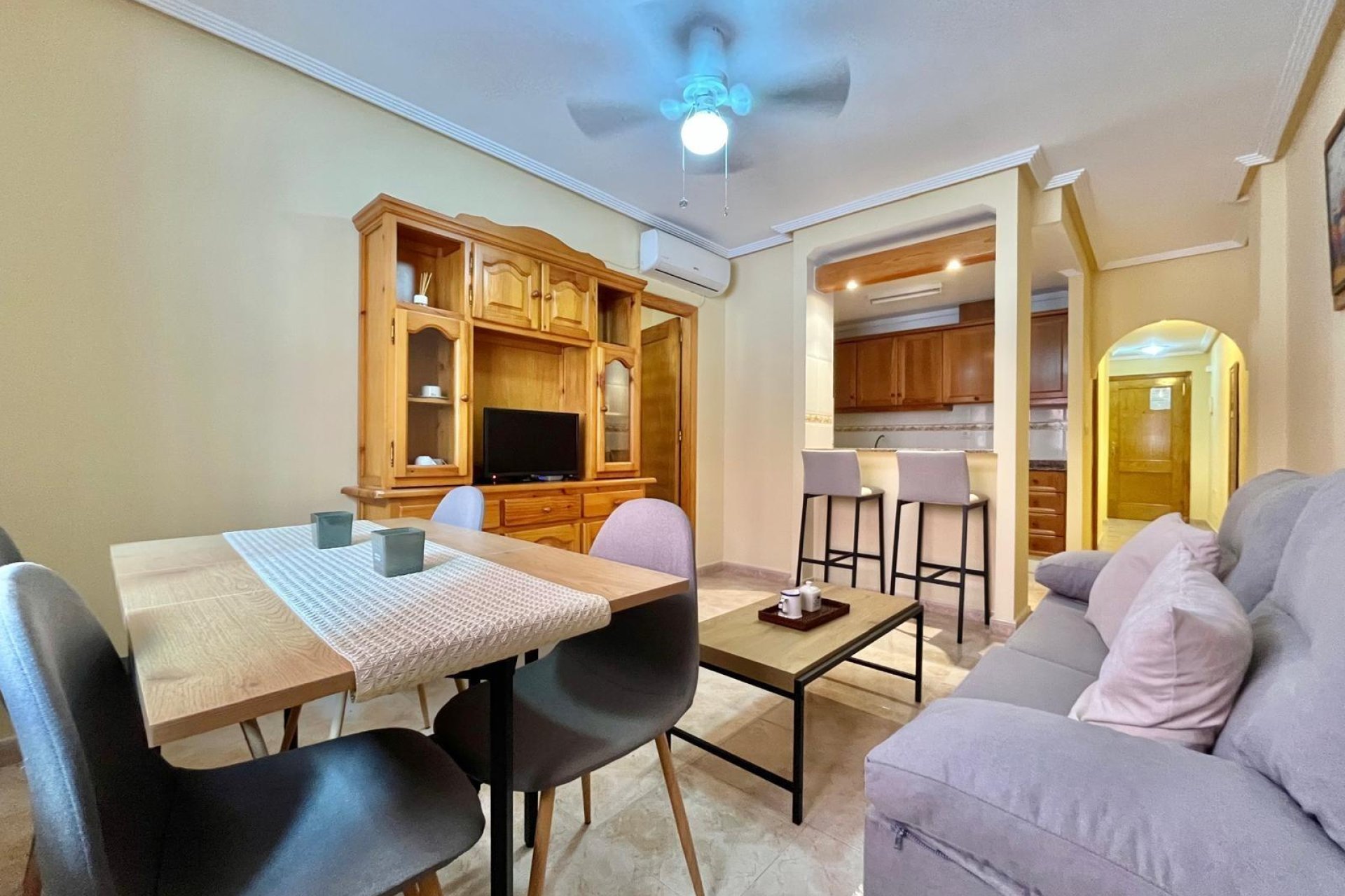 Segunda mano - Apartamento -
Torrevieja - Parque Las Naciones