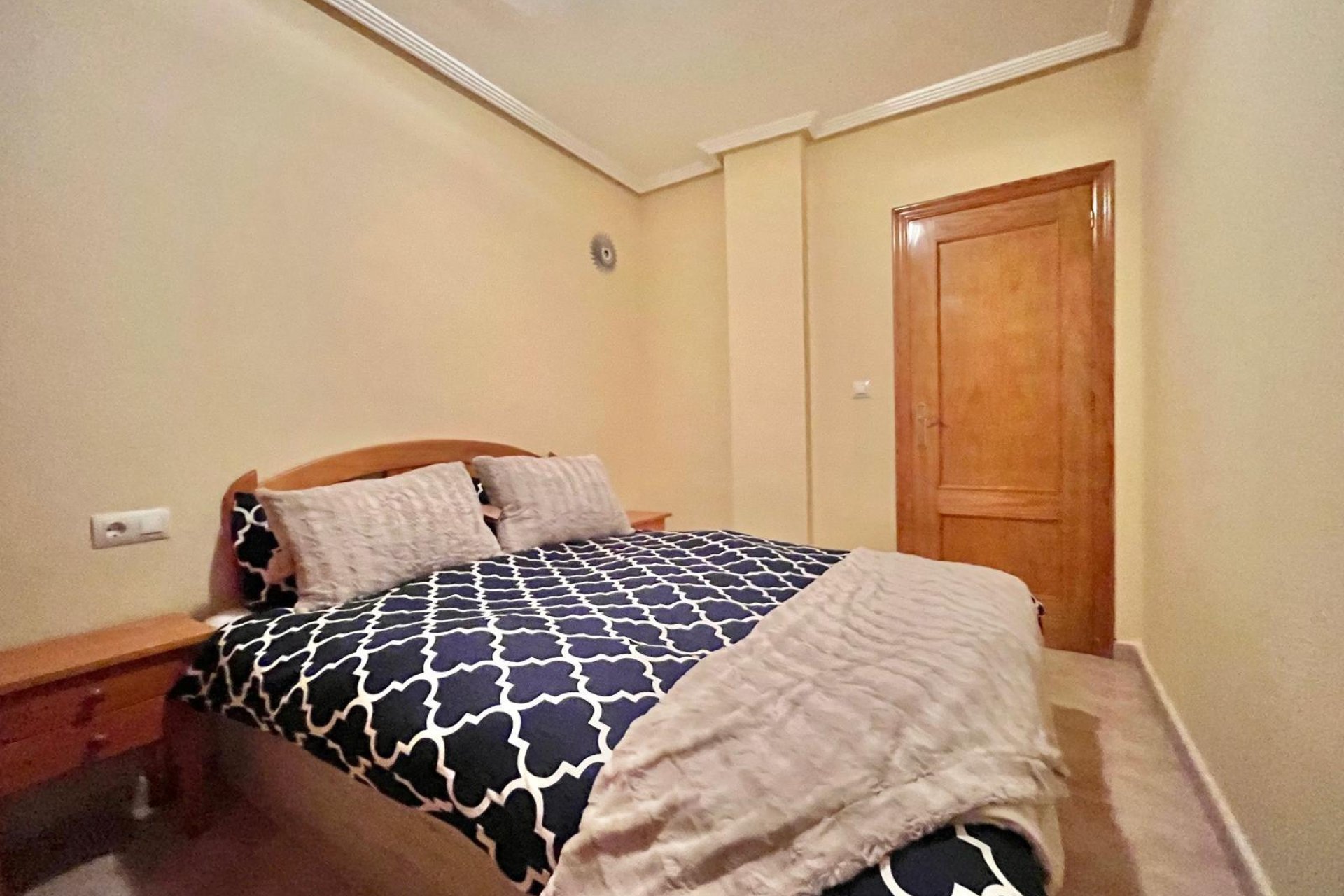 Segunda mano - Apartamento -
Torrevieja - Parque Las Naciones