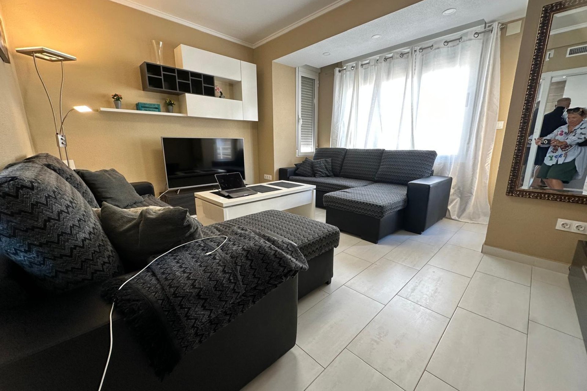 Segunda mano - Apartamento -
Torrevieja - Paseo Maritimo