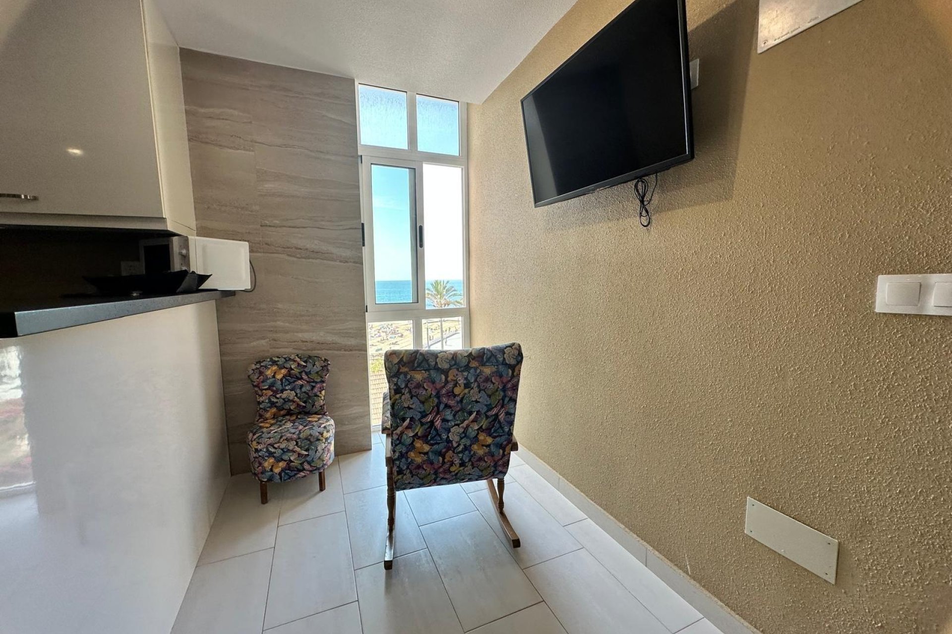 Segunda mano - Apartamento -
Torrevieja - Paseo Maritimo