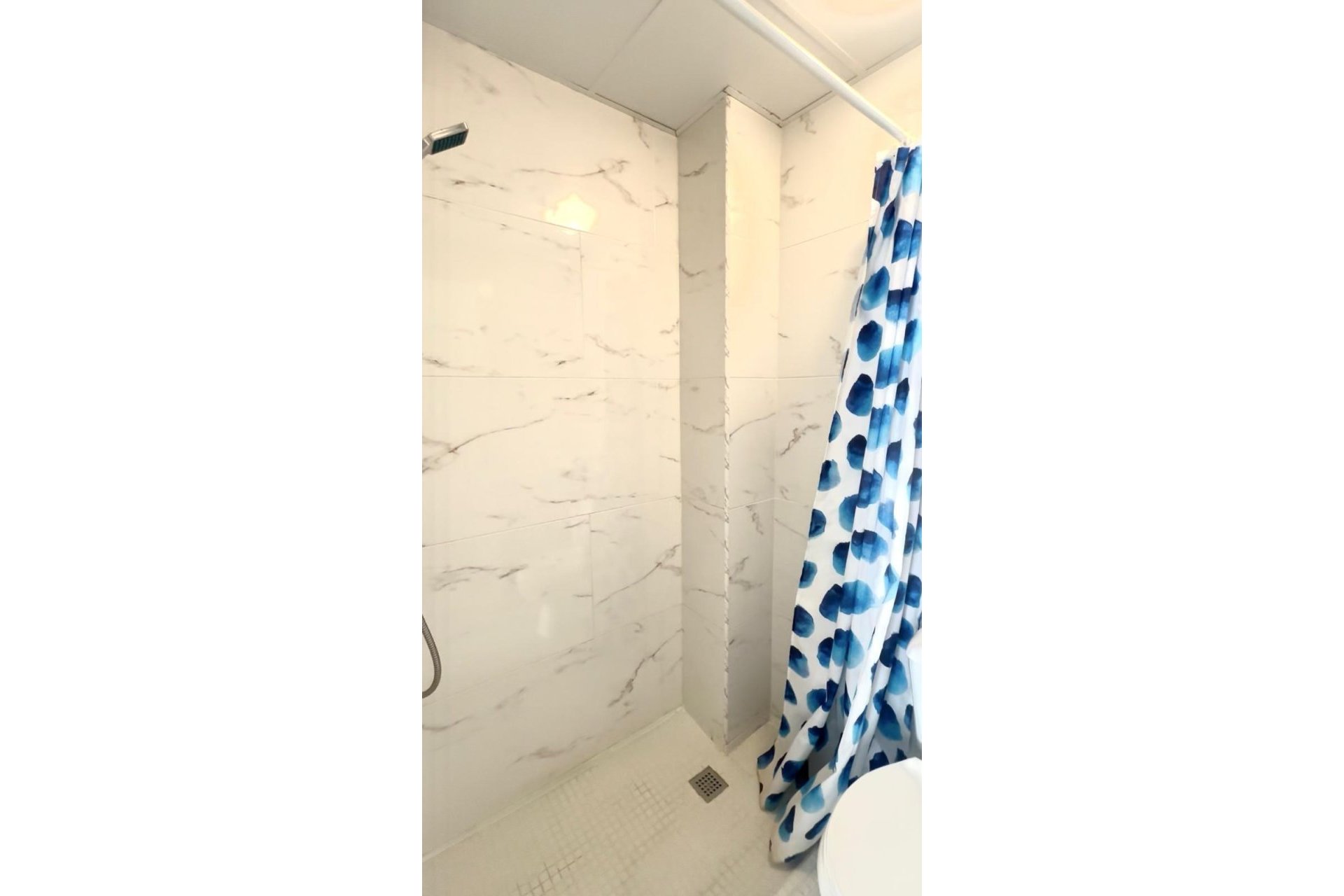 Segunda mano - Apartamento -
Torrevieja - Paseo Maritimo