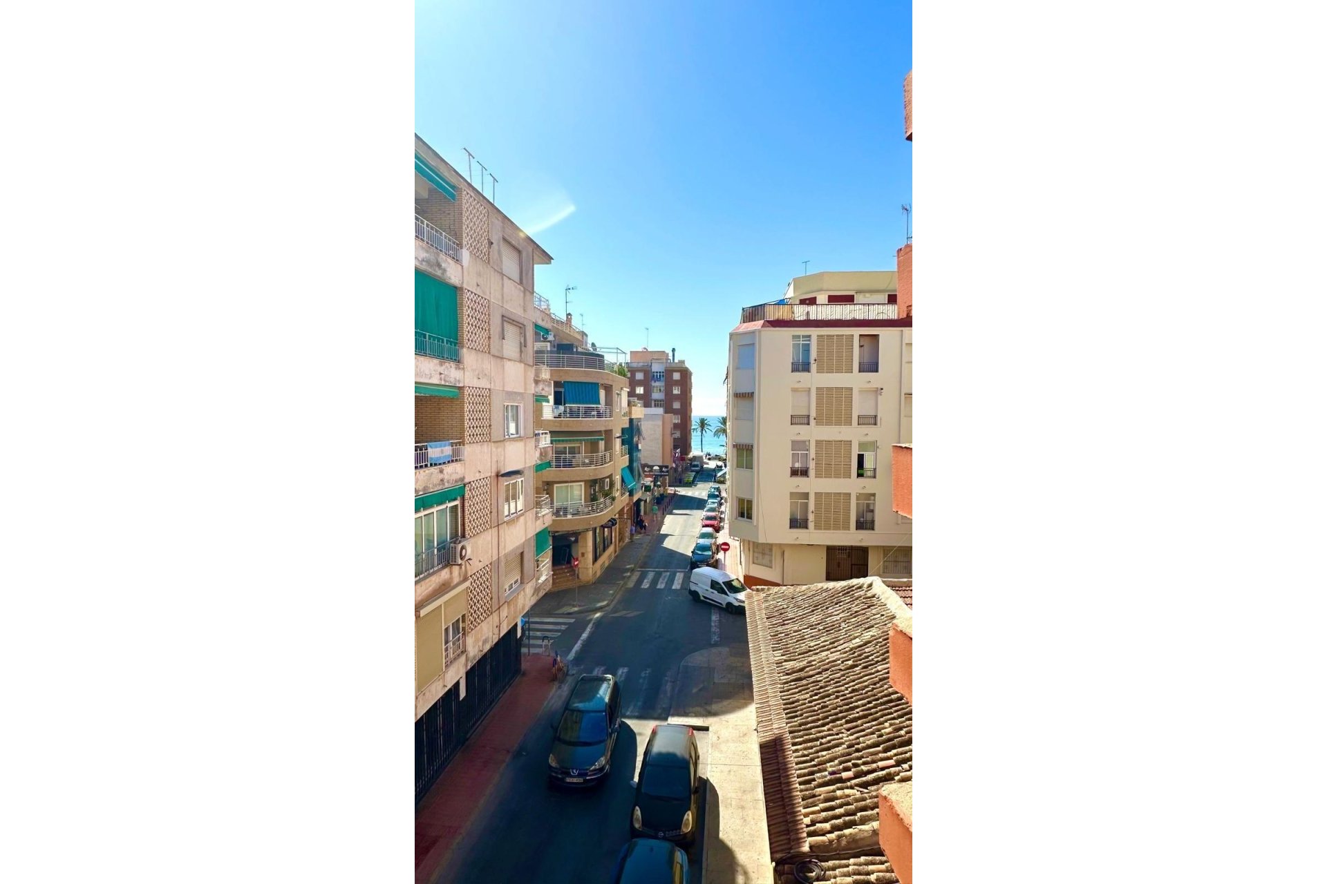 Segunda mano - Apartamento -
Torrevieja - Paseo Maritimo