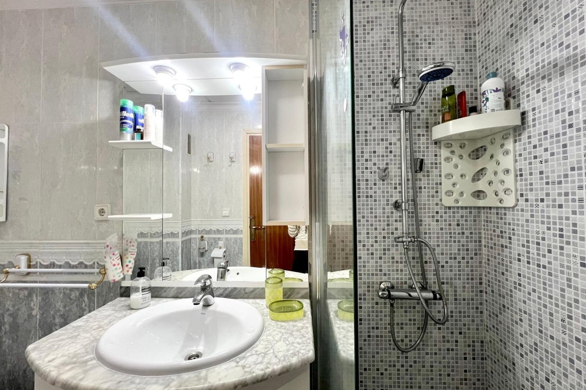 Segunda mano - Apartamento -
Torrevieja - Paseo Maritimo