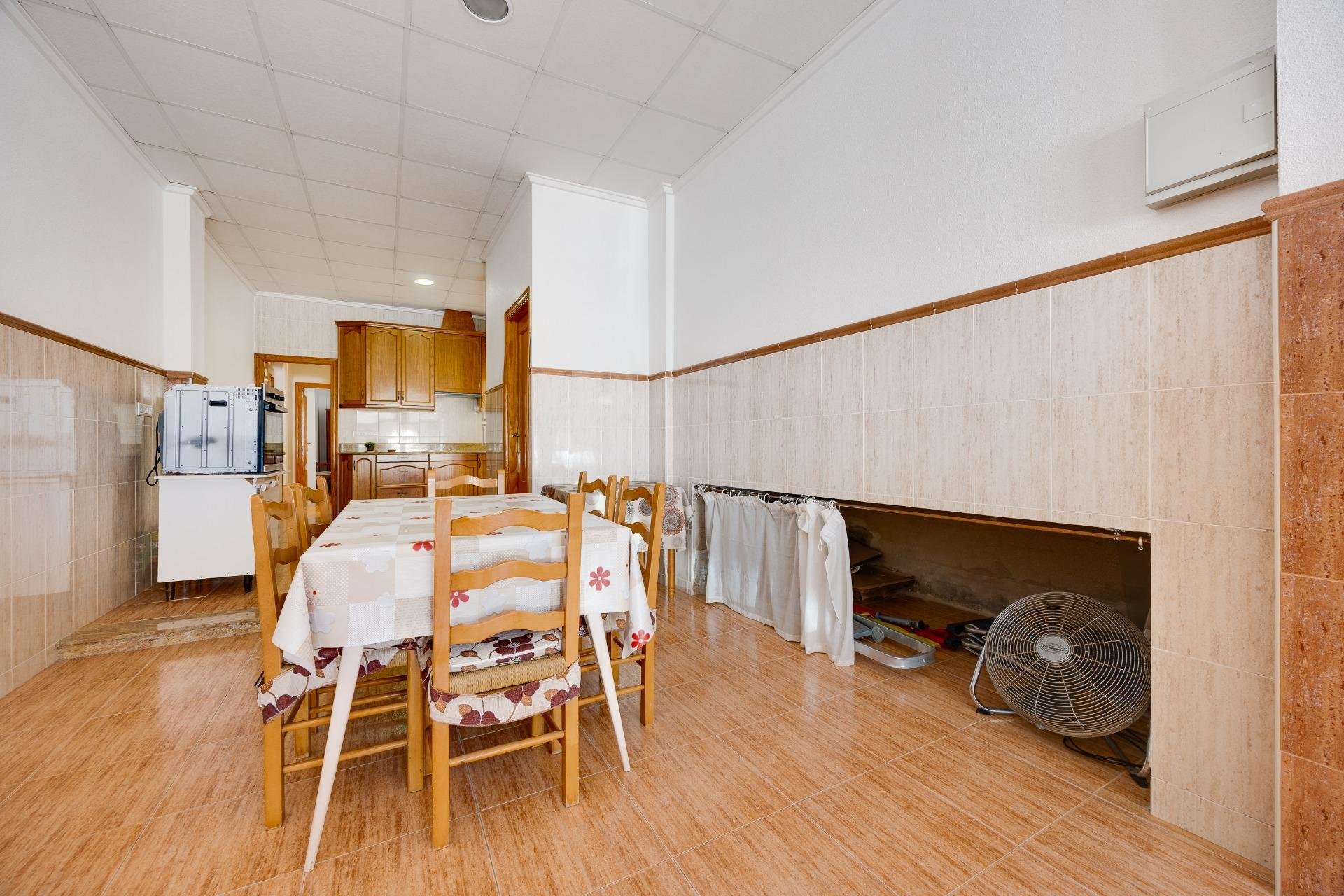 Segunda mano - Apartamento -
Torrevieja - Paseo Maritimo