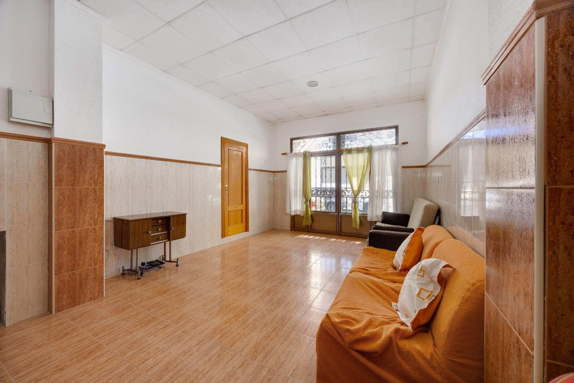 Segunda mano - Apartamento -
Torrevieja - Paseo Maritimo
