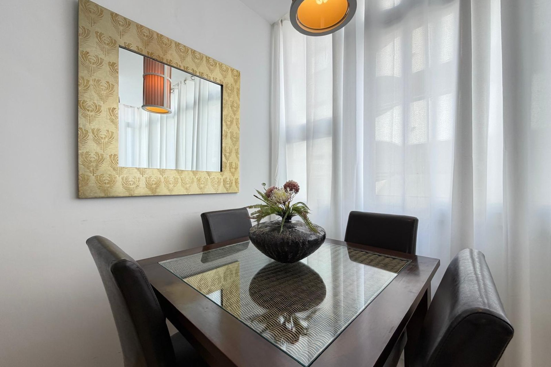 Segunda mano - Apartamento -
Torrevieja - Paseo Maritimo