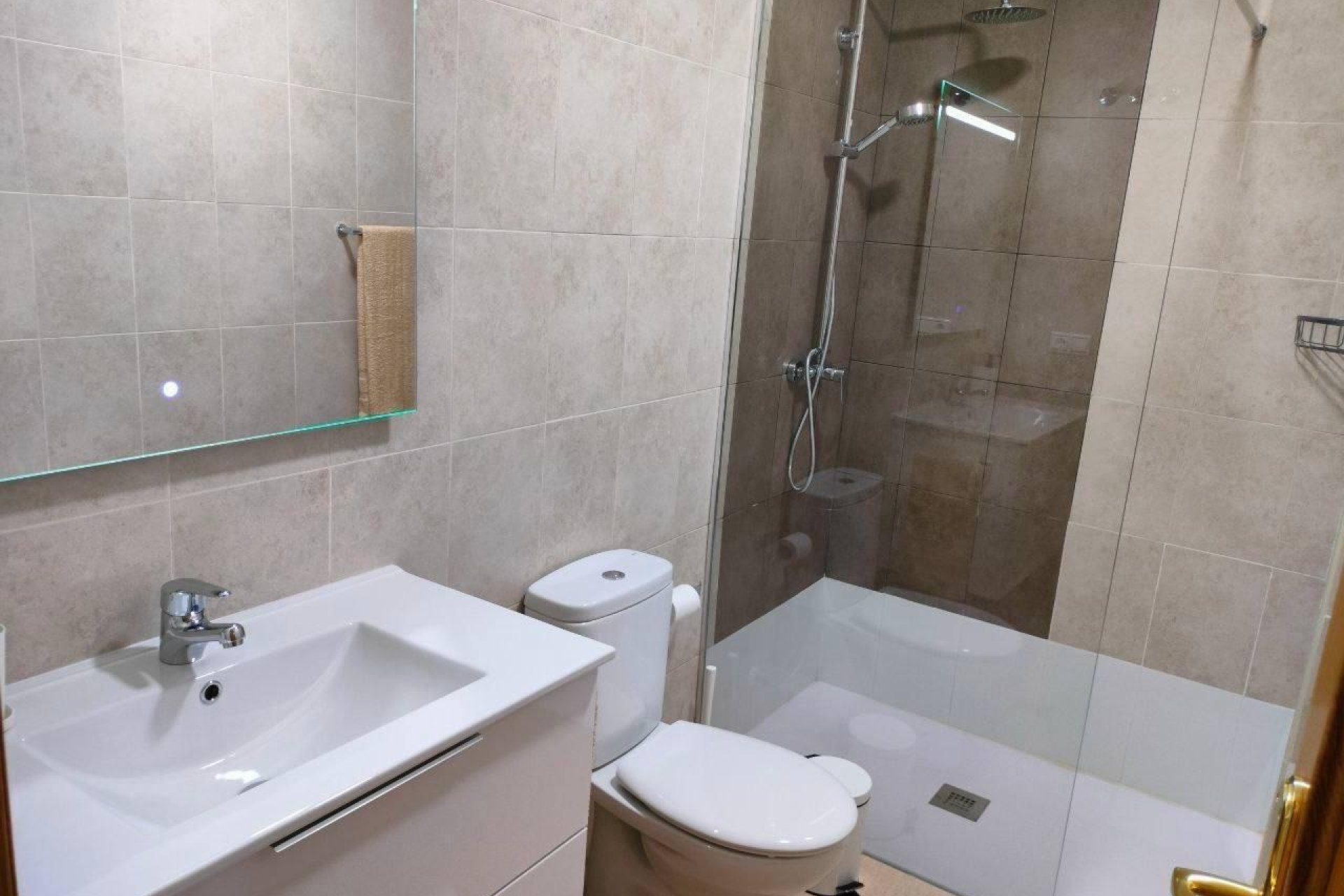 Segunda mano - Apartamento -
Torrevieja - Playa de los Locos