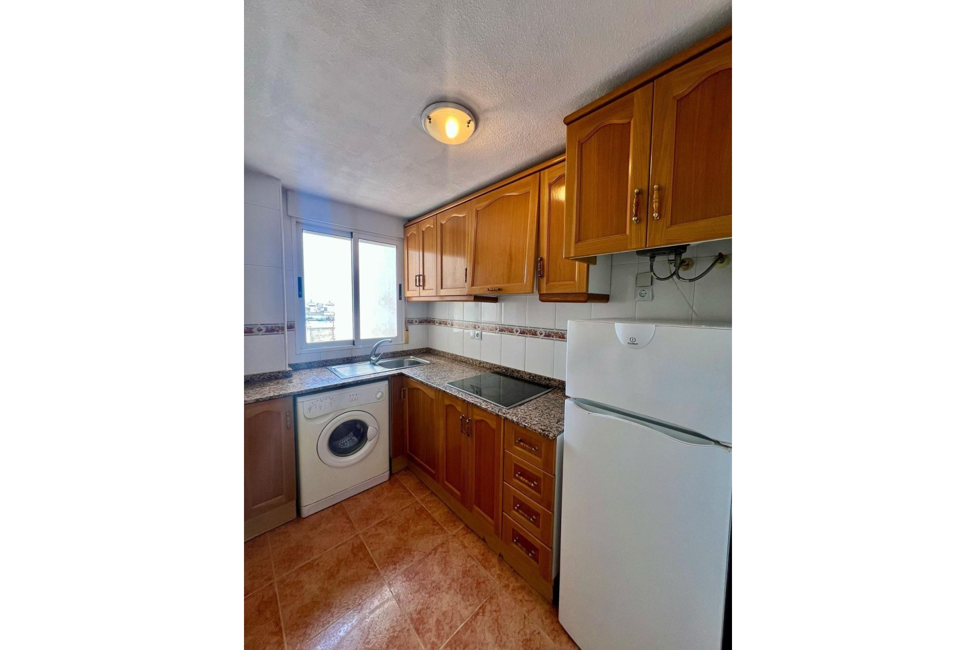 Segunda mano - Apartamento -
Torrevieja - Playa de los Locos
