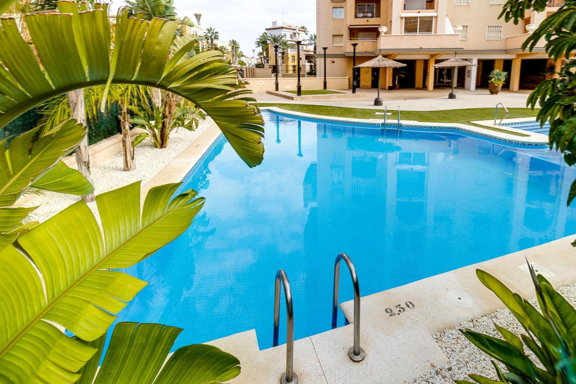 Segunda mano - Apartamento -
Torrevieja - Playa de los Locos