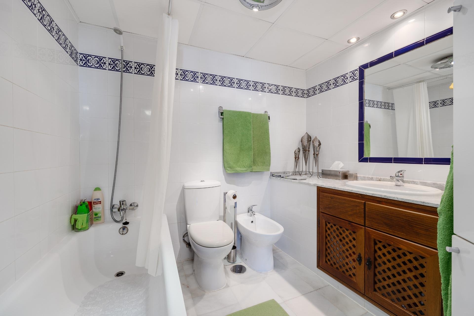 Segunda mano - Apartamento -
Torrevieja - Playa de los Locos