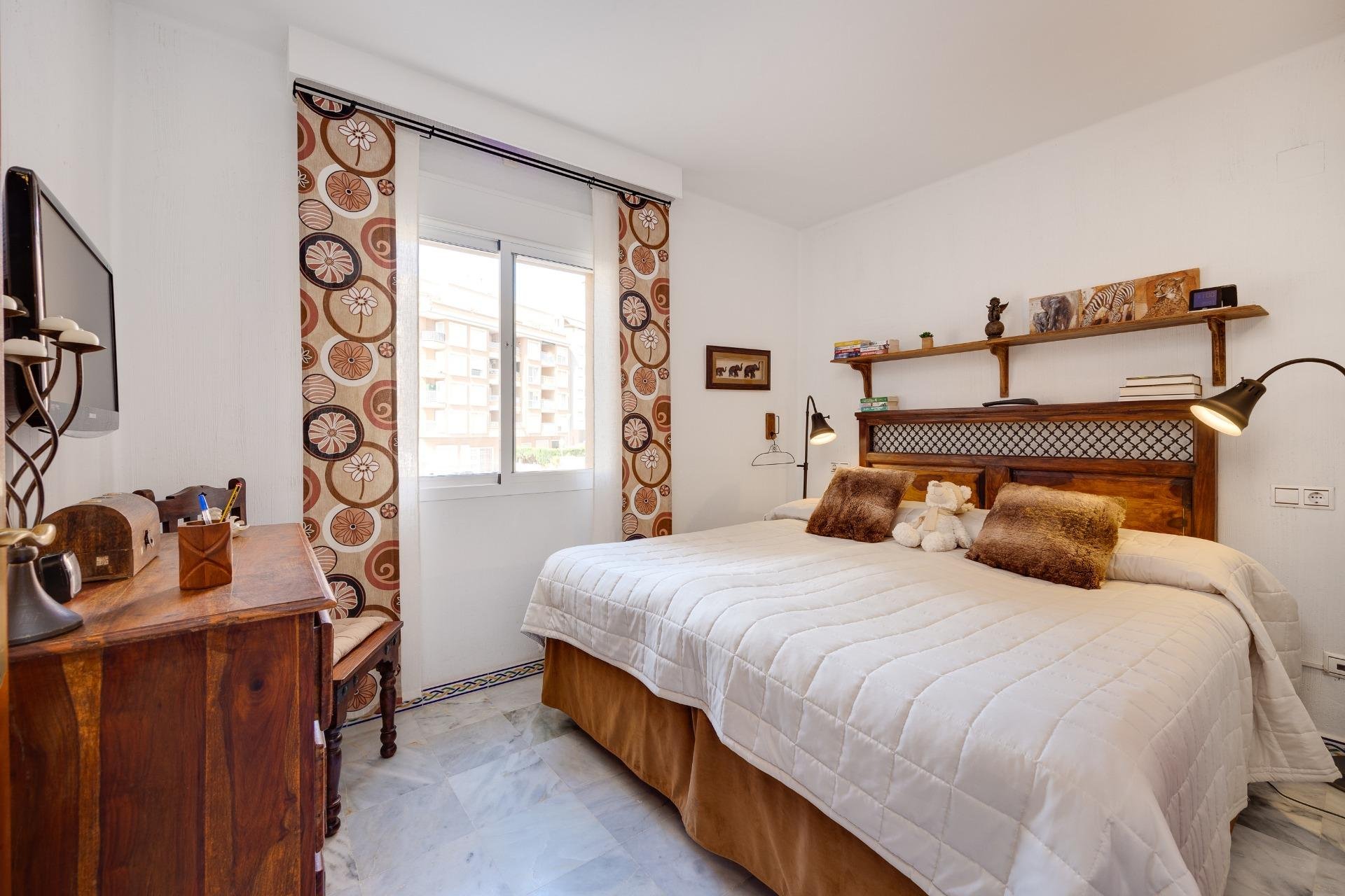 Segunda mano - Apartamento -
Torrevieja - Playa de los Locos