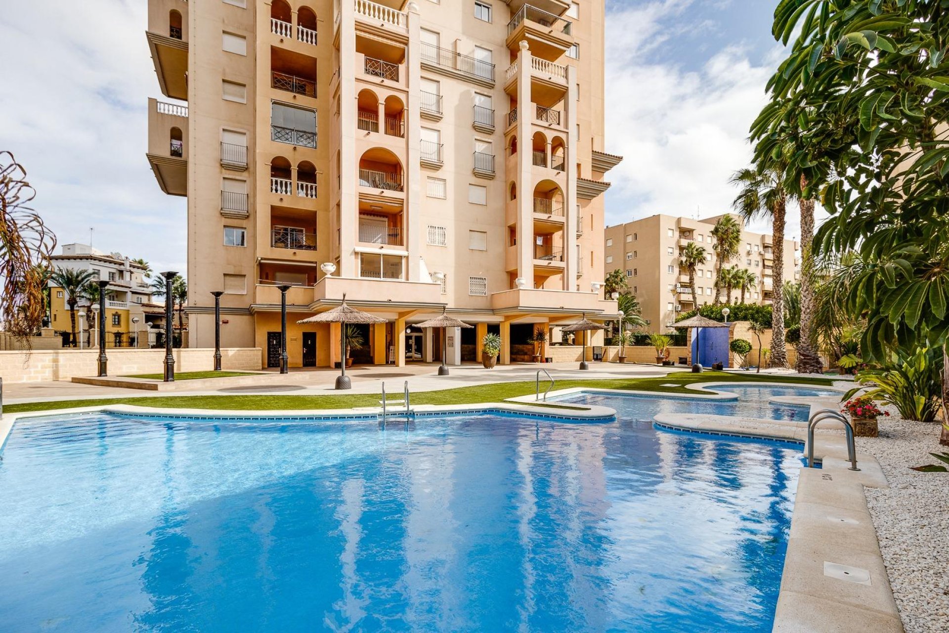 Segunda mano - Apartamento -
Torrevieja - Playa de los Locos