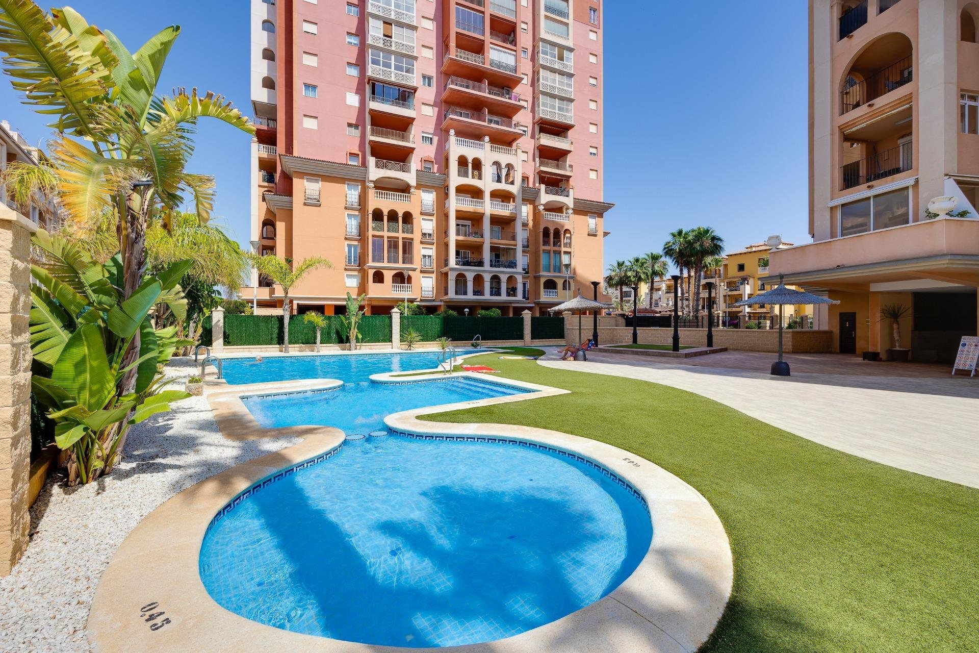 Segunda mano - Apartamento -
Torrevieja - Playa de los Locos