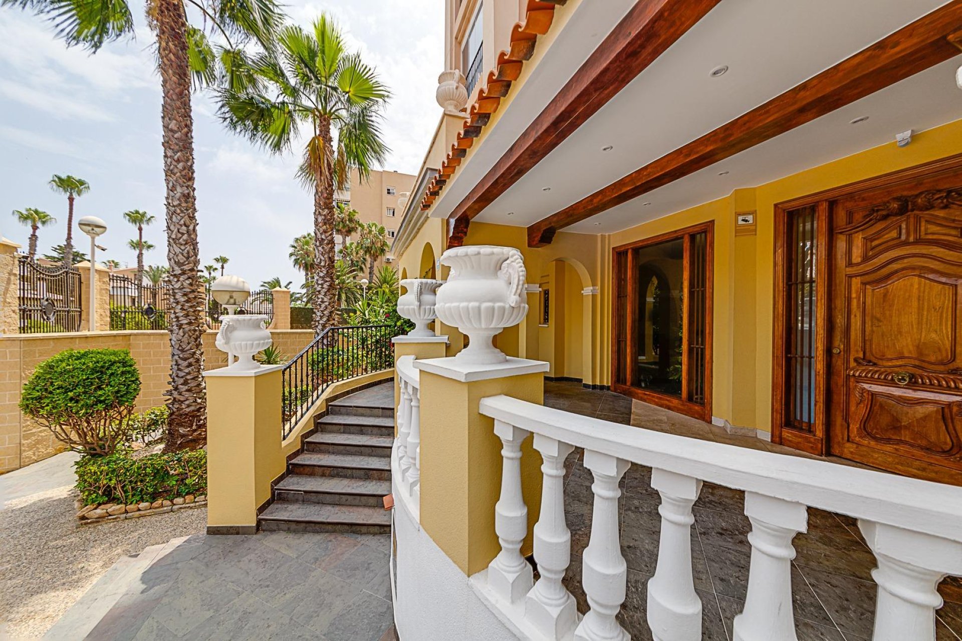 Segunda mano - Apartamento -
Torrevieja - Playa de los Locos